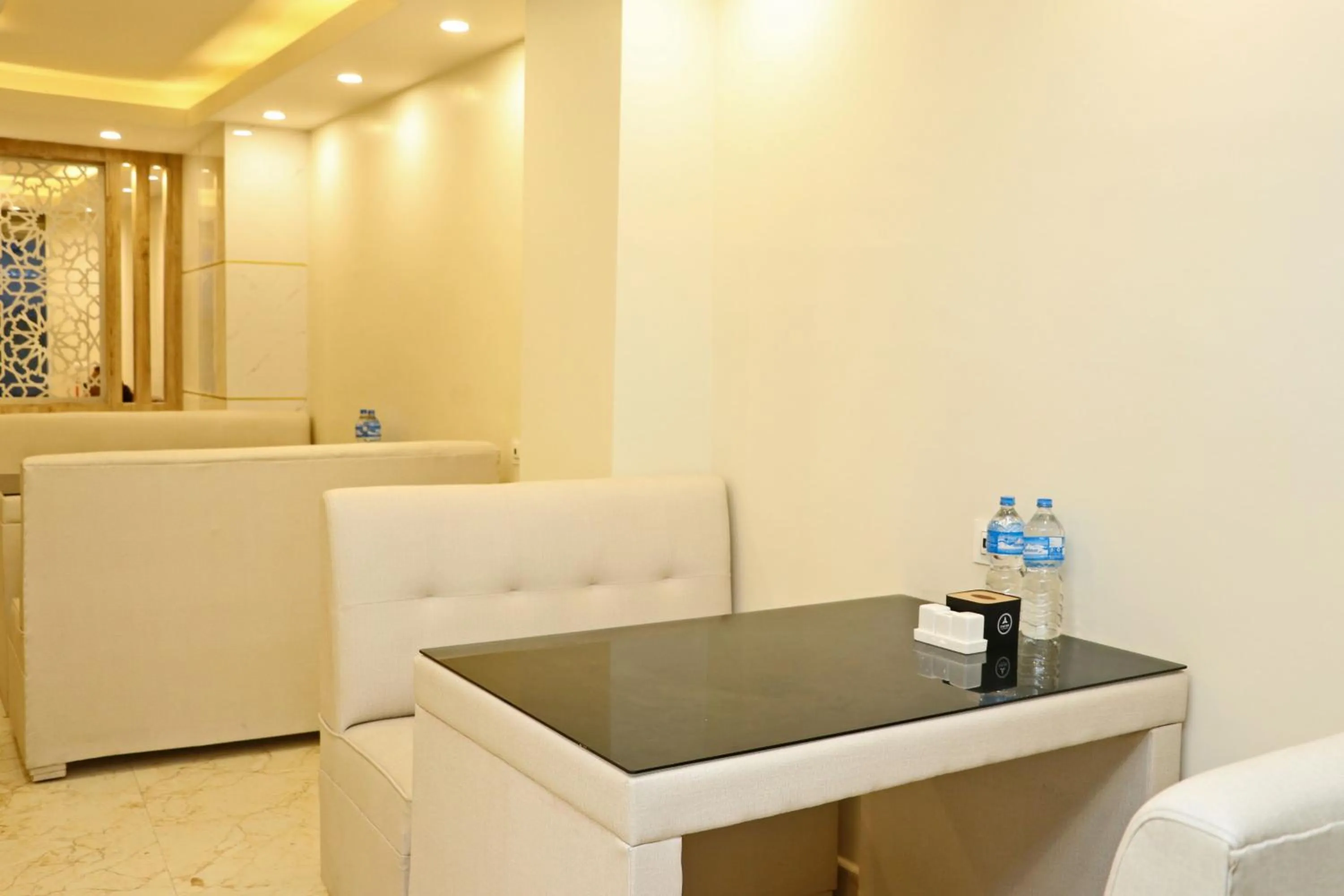 Restaurant/places to eat in Hotel Nilakantha Pvt. Ltd