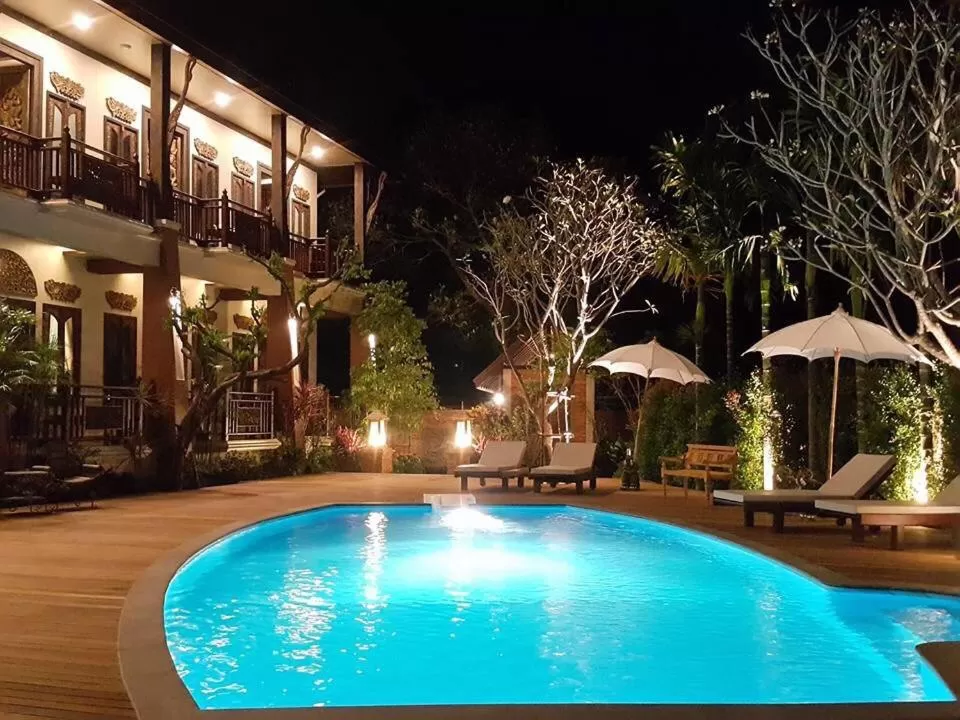 Garden in Amata Lanna Village อมตะล้านนาวิลเลจ