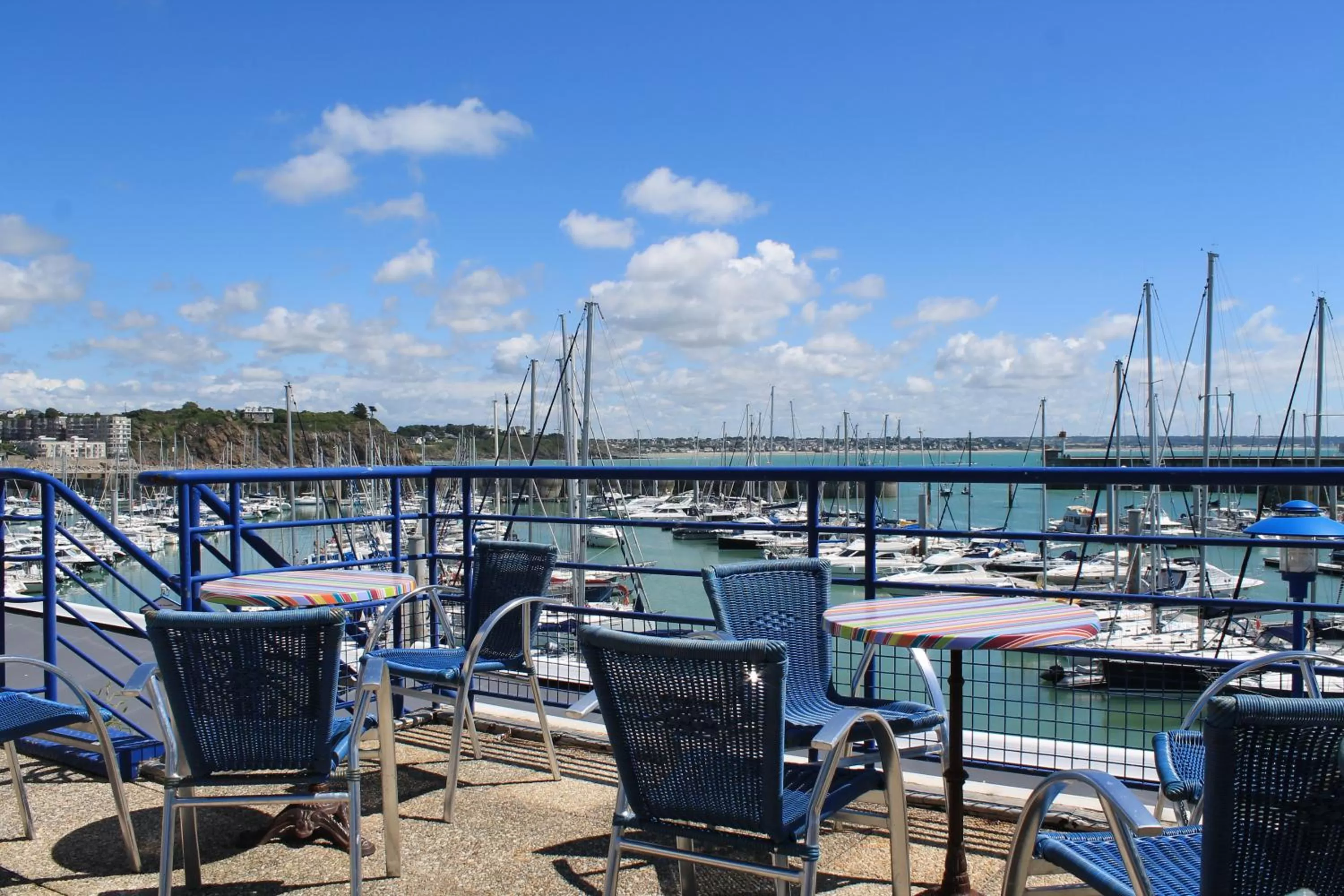 Restaurant/places to eat in ibis Granville Port De Plaisance