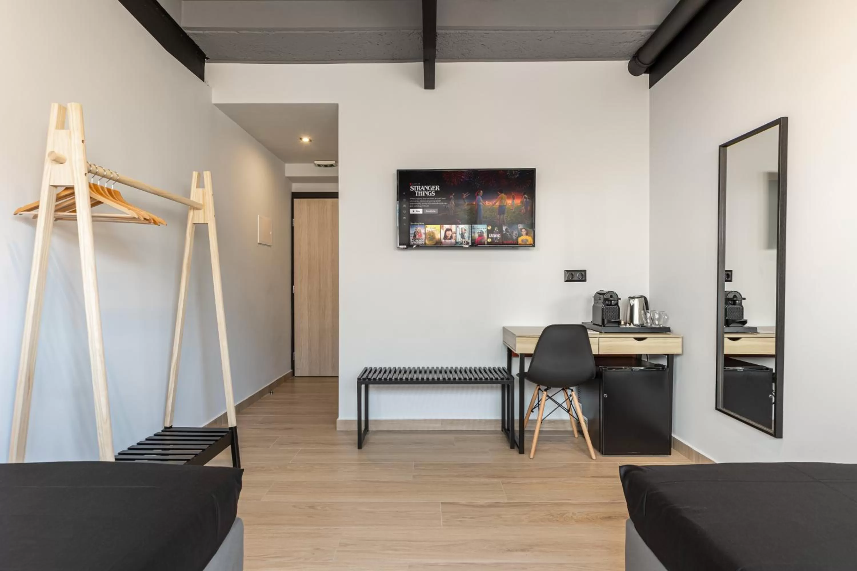 Coffee/tea facilities in Ermoo Athens Modern Living