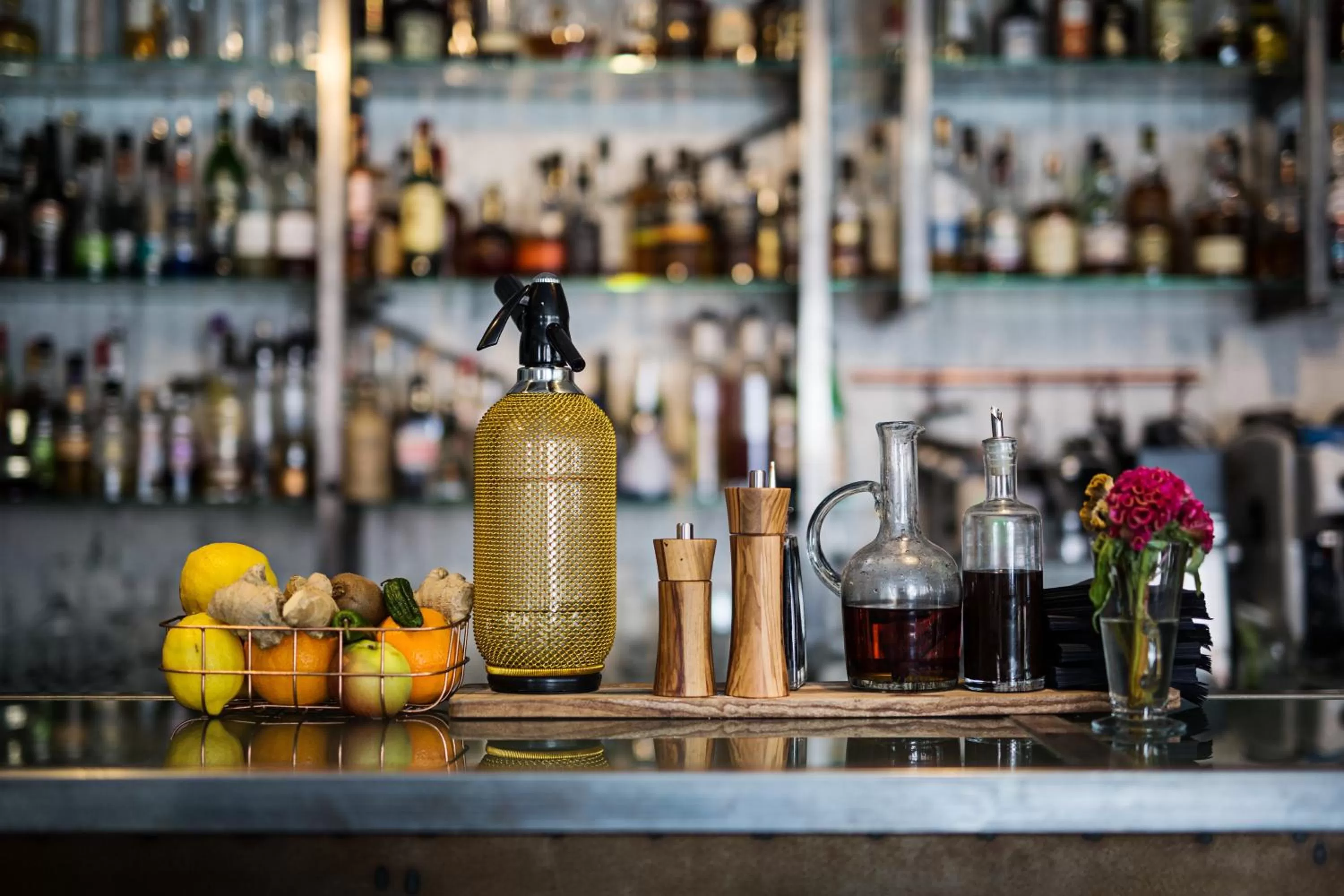 Restaurant/places to eat in SPiS Hotel & Hostel