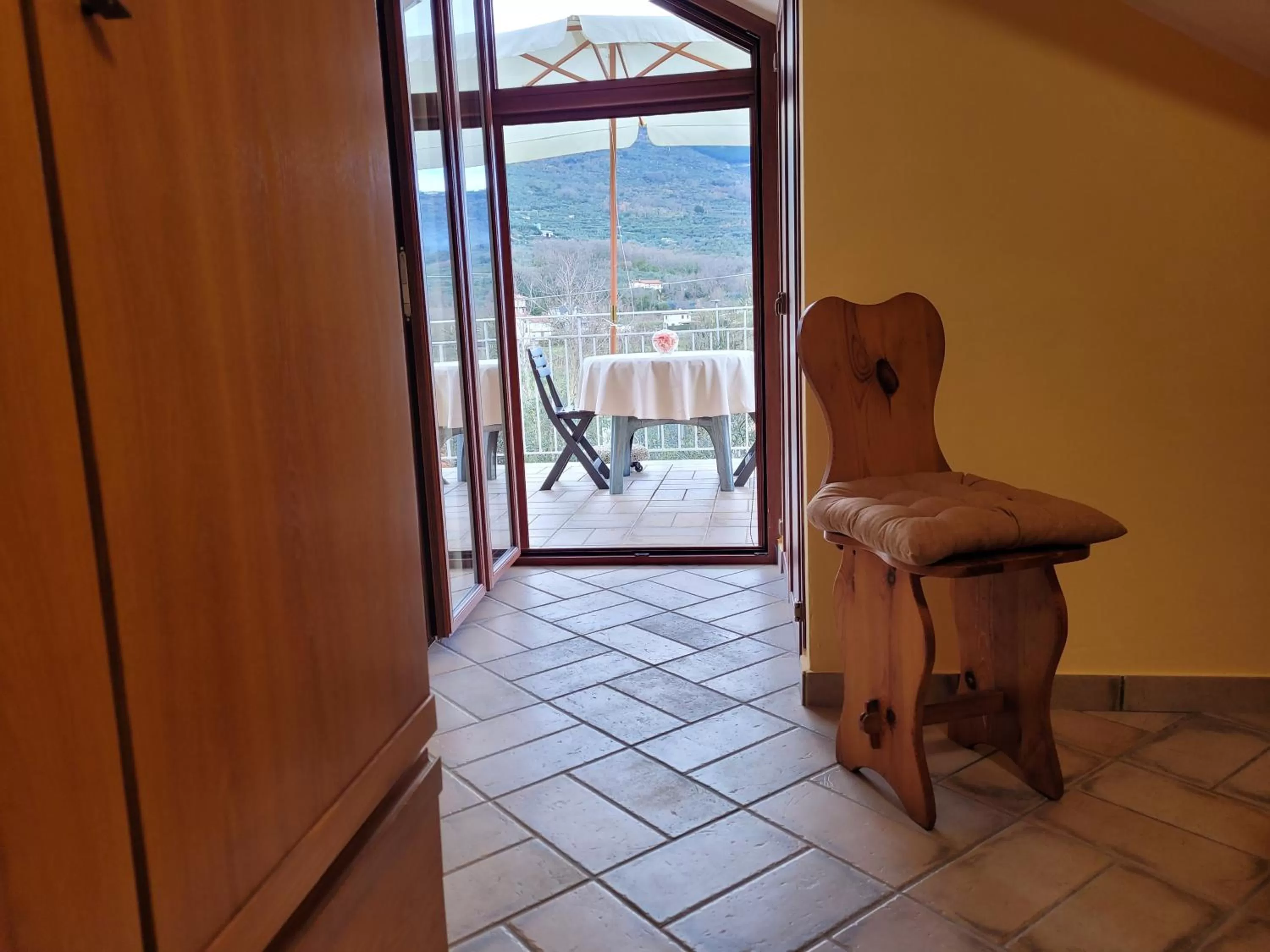 Alloggio turistico Magnifico Alessandro Valle Bernardo 04025 Lenola nei pressi di Fondi LT