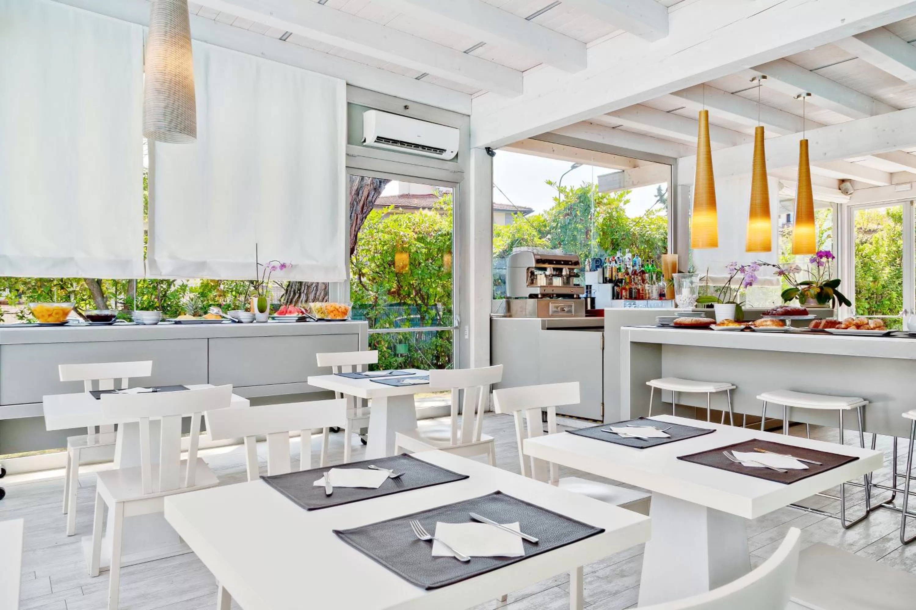 Restaurant/places to eat in Italiana Hotels Florence