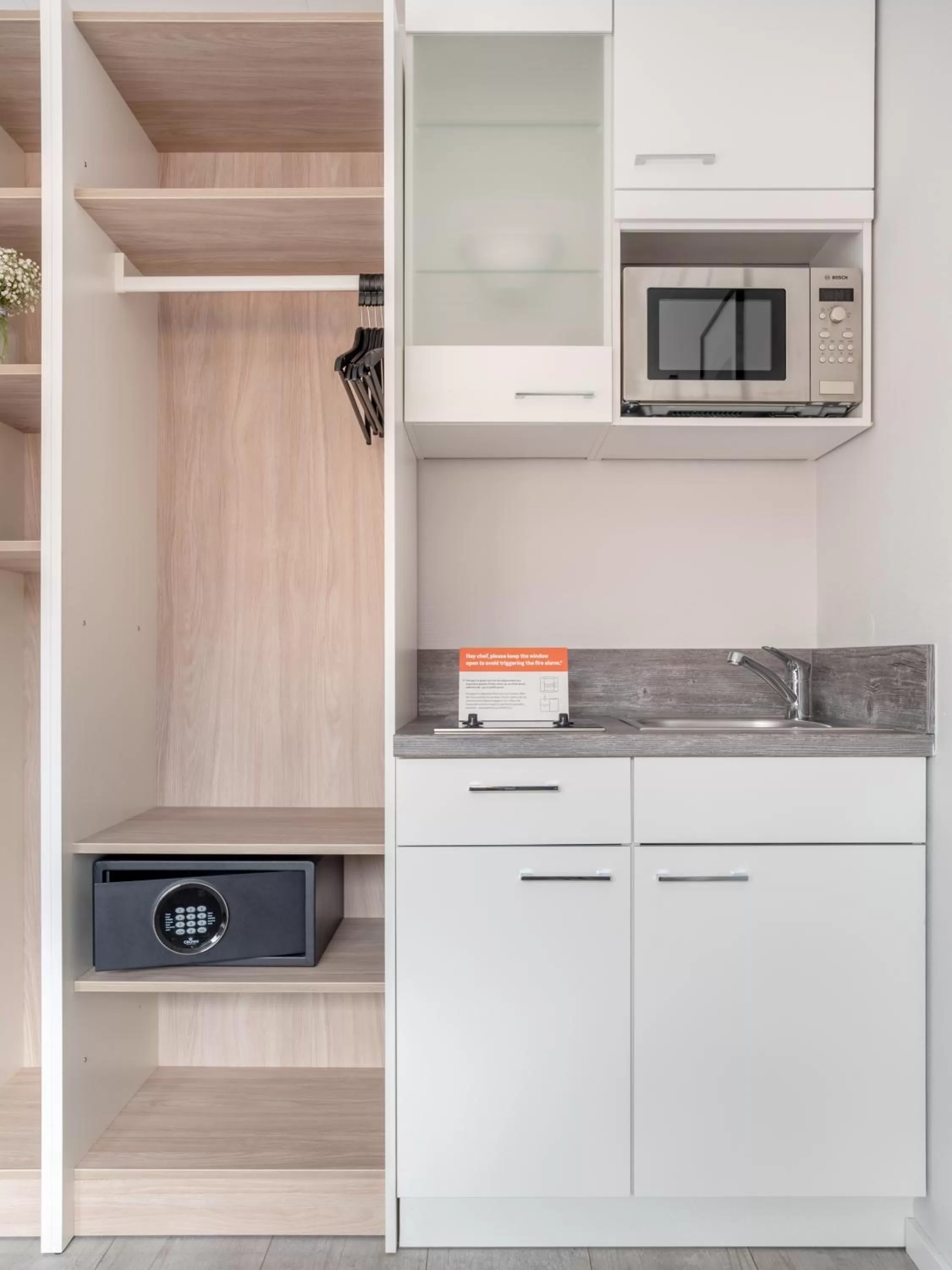 Kitchen or kitchenette in Numa Frankfurt Oben