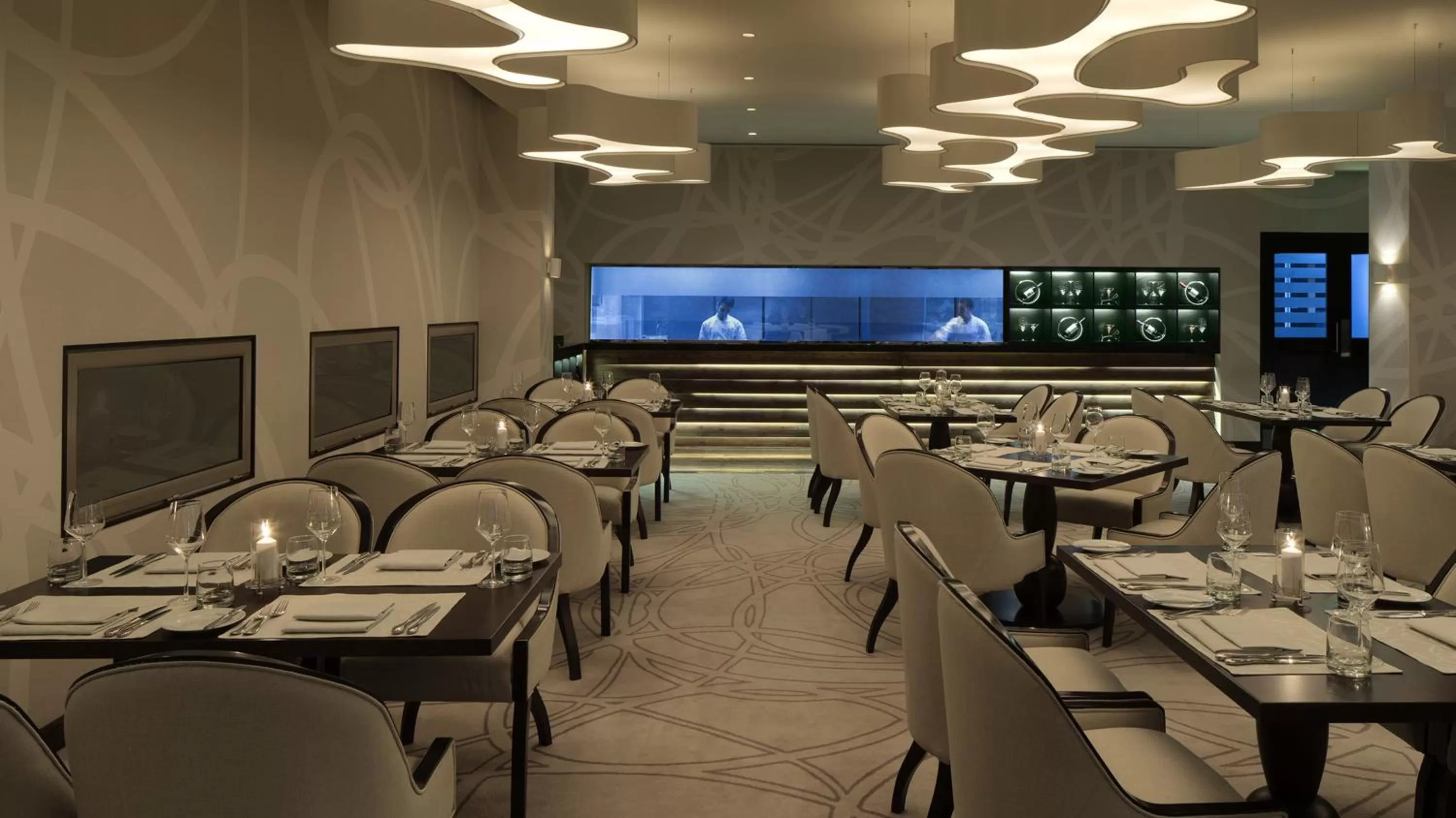 Restaurant/places to eat in InterContinental Bahrain by IHG