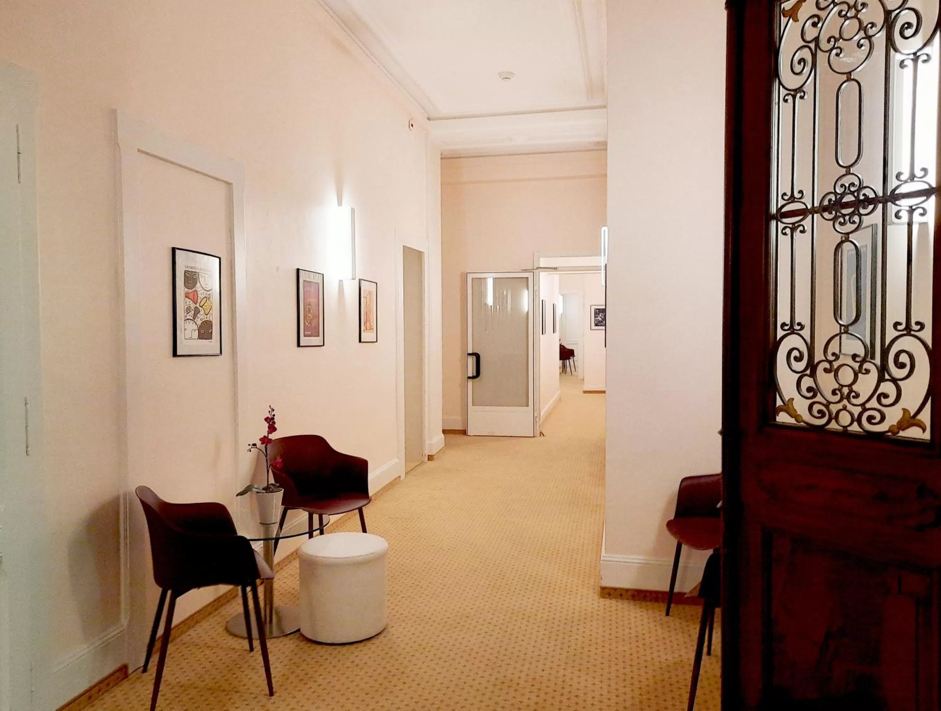 Property building in Villa Toscane