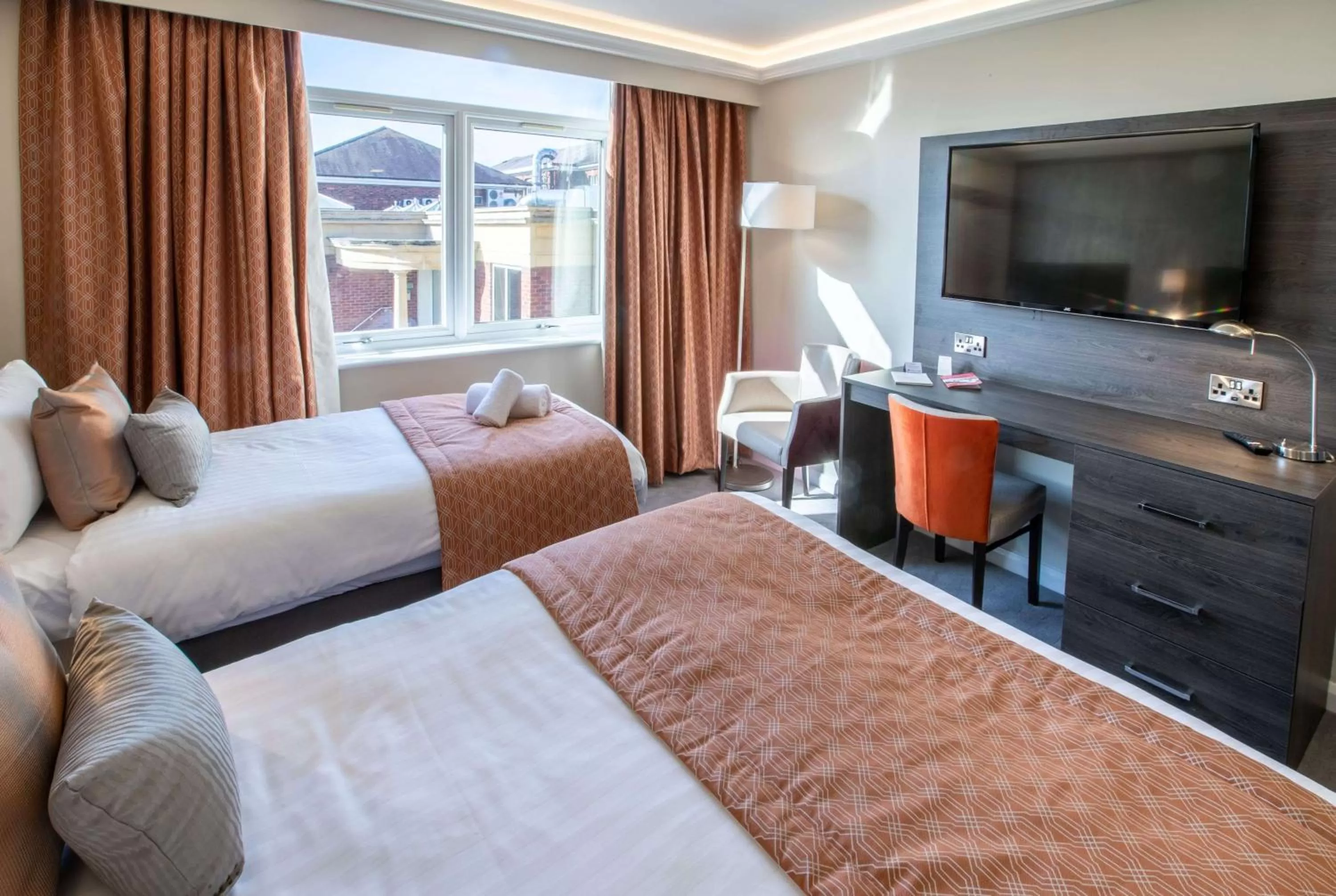 Photo of the whole room, Bed in Park Hall Hotel and Spa Wolverhampton