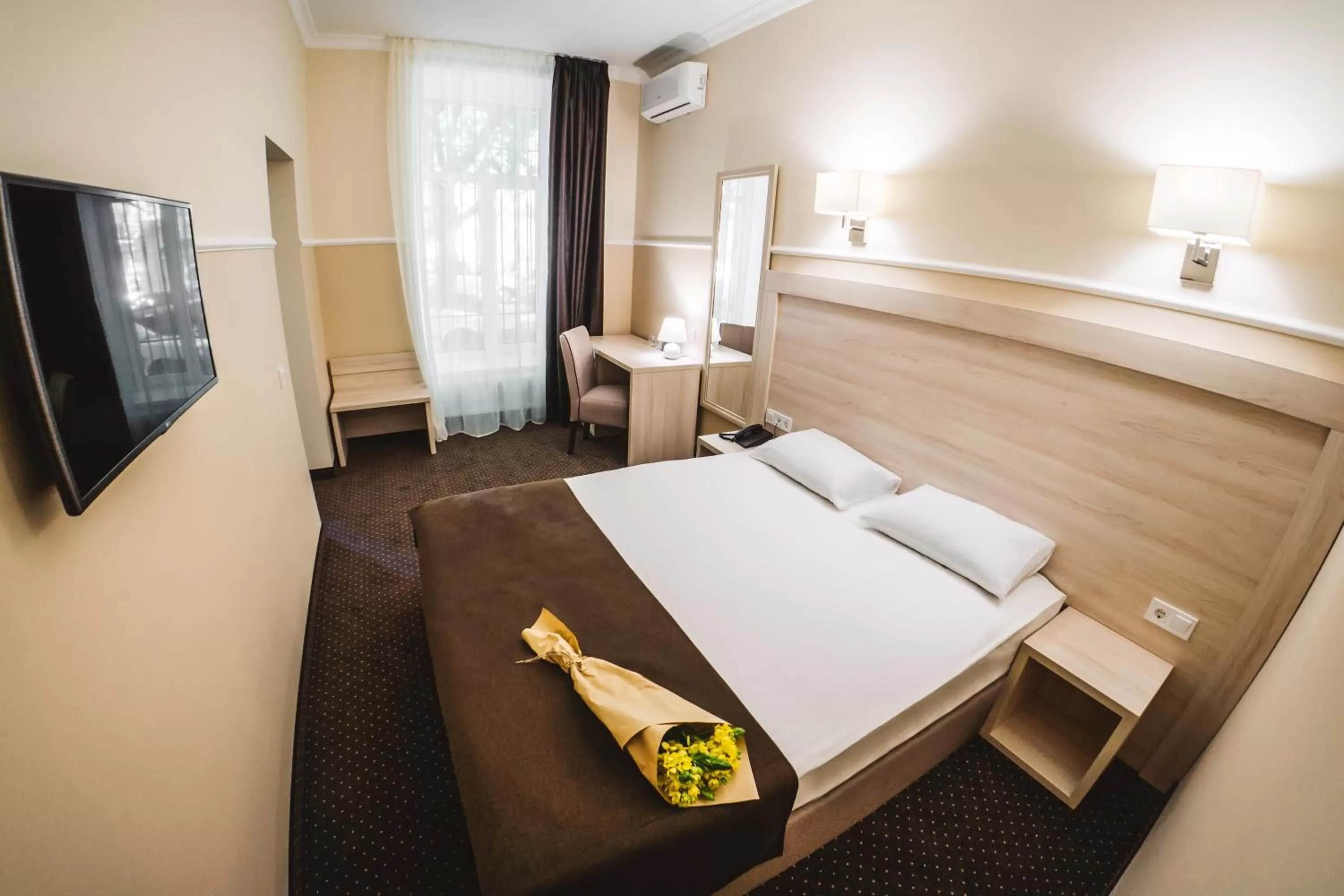 Day, Bed in Potemkinn Hotel