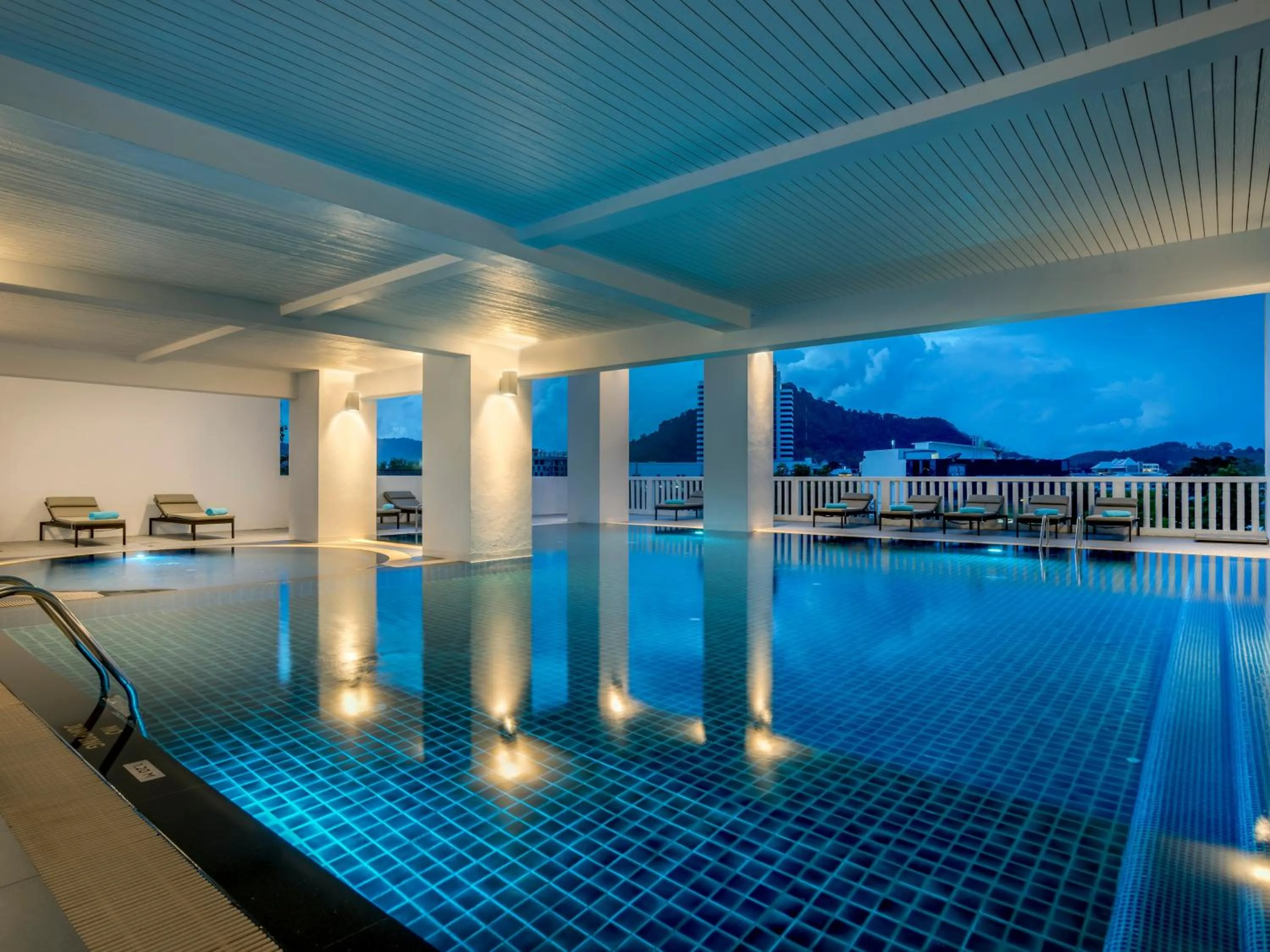 Pool view in Novotel Phuket City Phokeethra