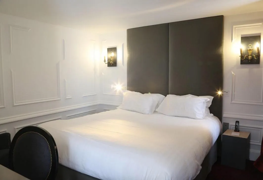 Suite (3 Adults) in Hôtel Molière