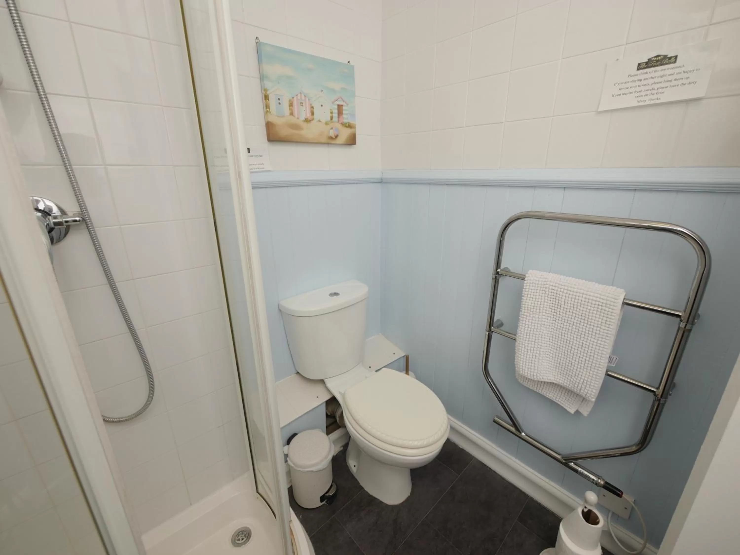 Shower in The Five Bells, Eastry