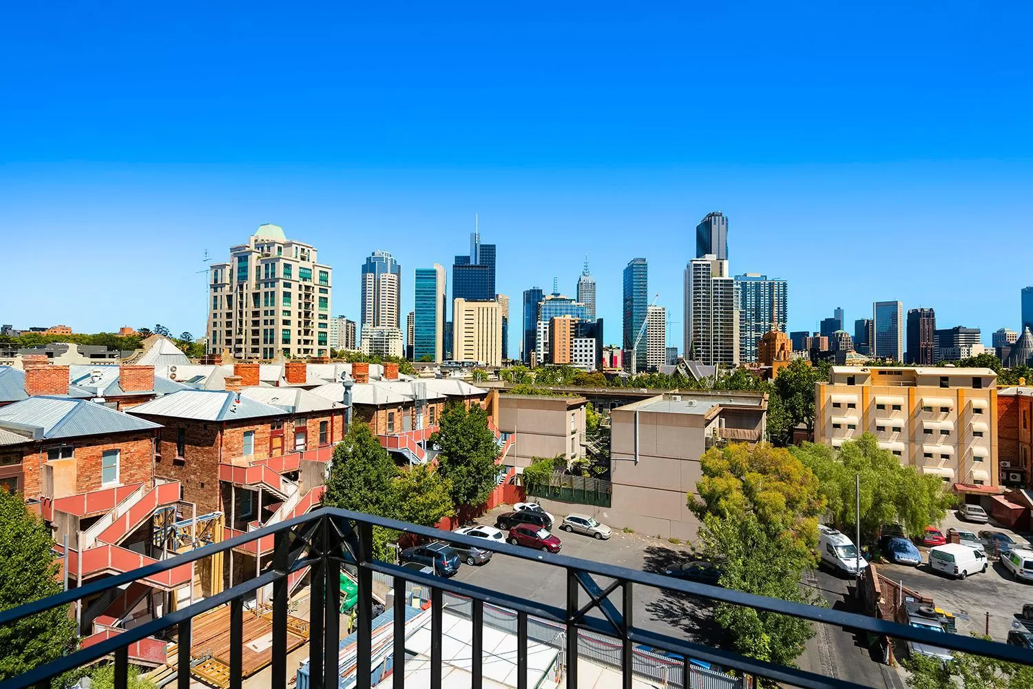 City view in Melbourne Carlton Central Apartment Hotel Official