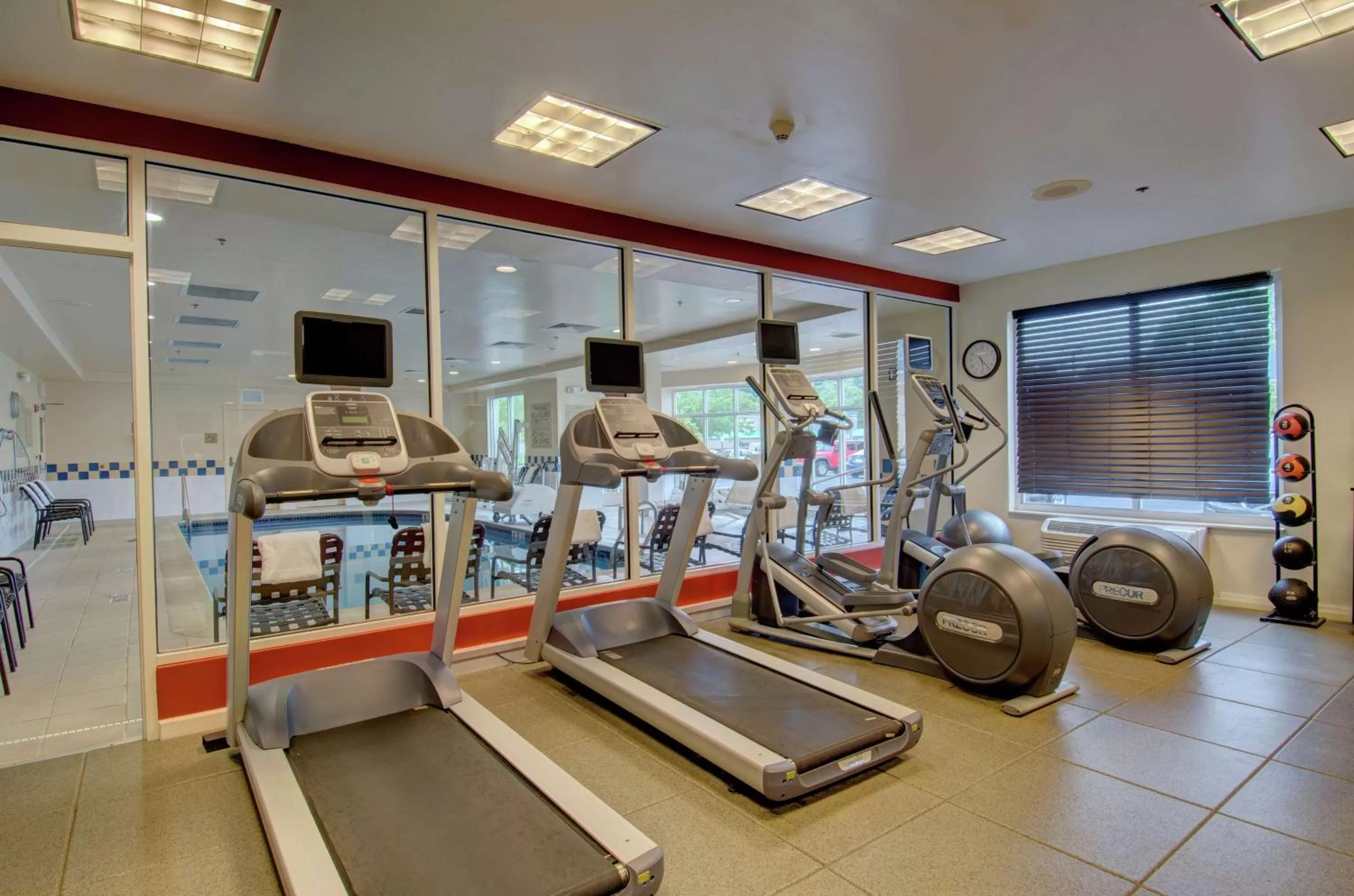 Fitness centre/facilities in Hilton Garden Inn Norwalk