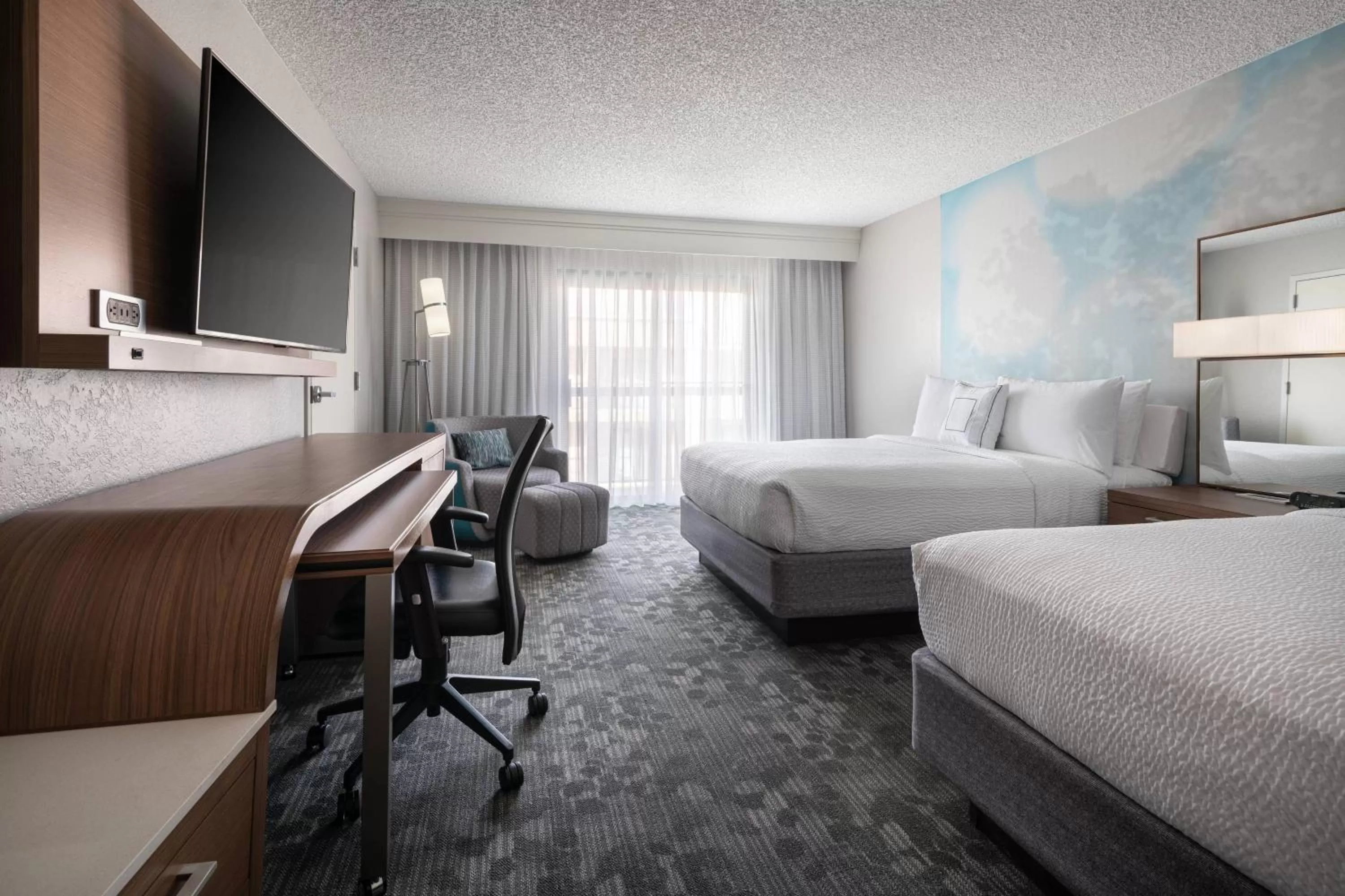 Bedroom, Bed in Courtyard by Marriott Las Vegas Convention Center
