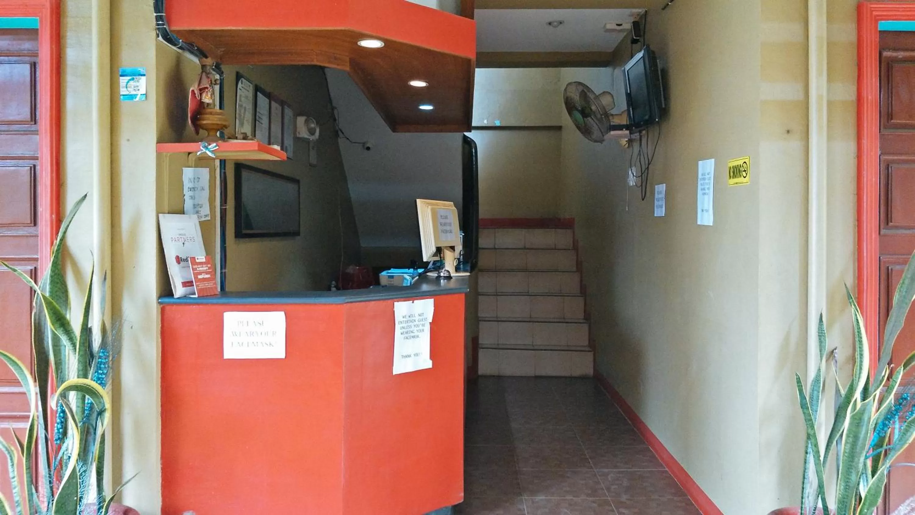 Lobby or reception in RedDoorz @ Bankal Lapulapu