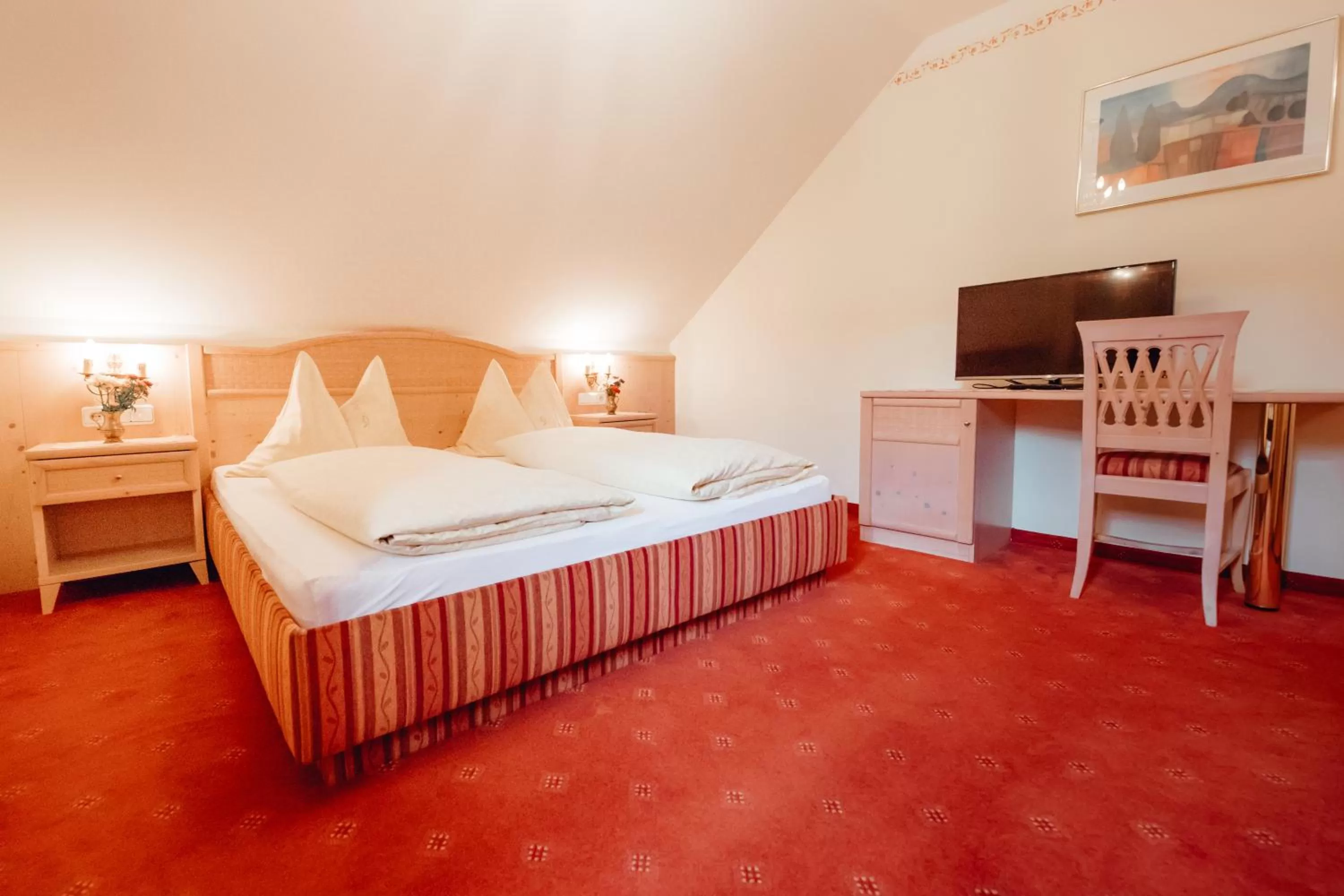 Photo of the whole room, Bed in Zimmer & Ferienwohnungen Dandler