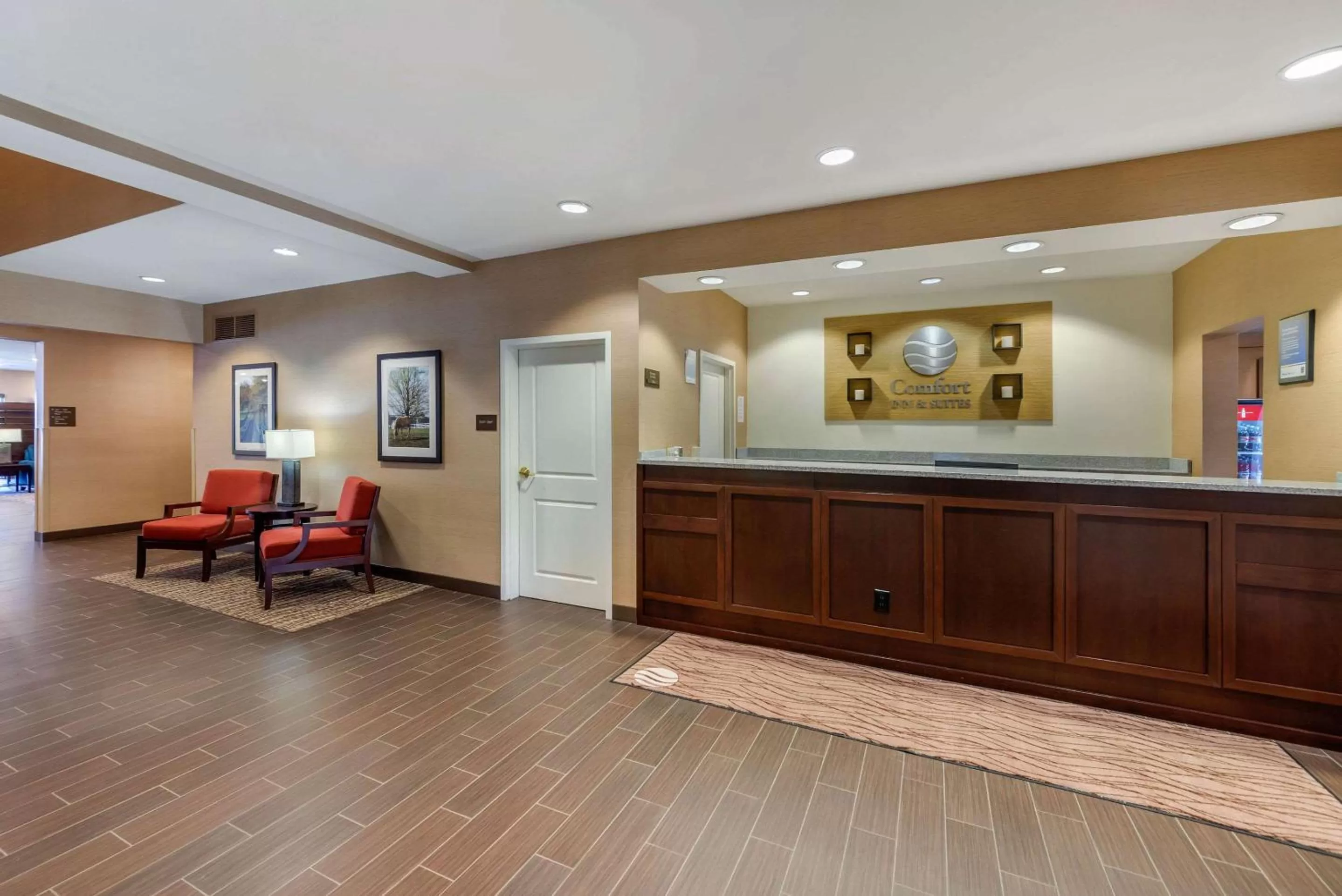 Lobby or reception in Comfort Inn & Suites Northern Kentucky