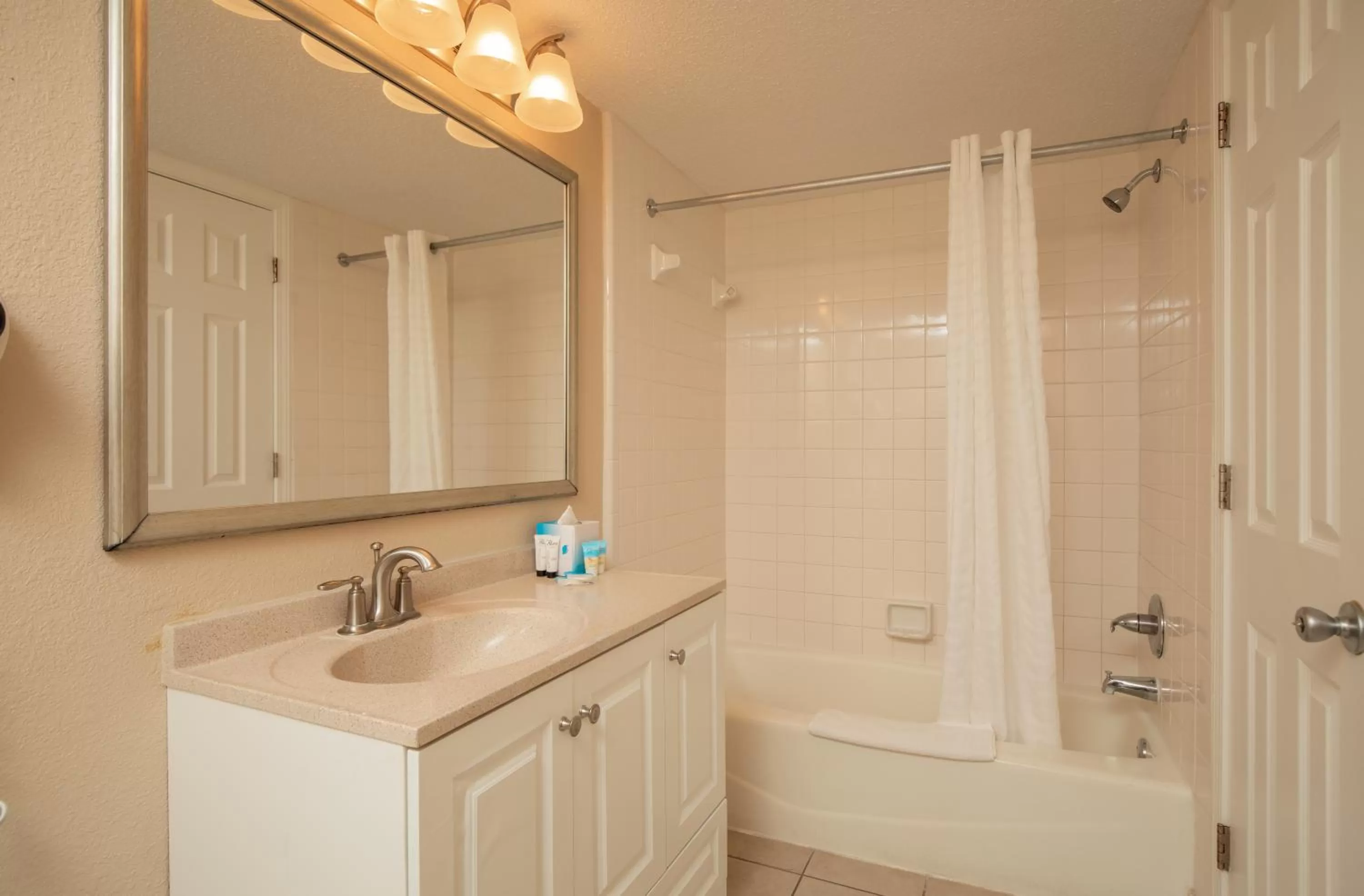 Bathroom in Grande Shores