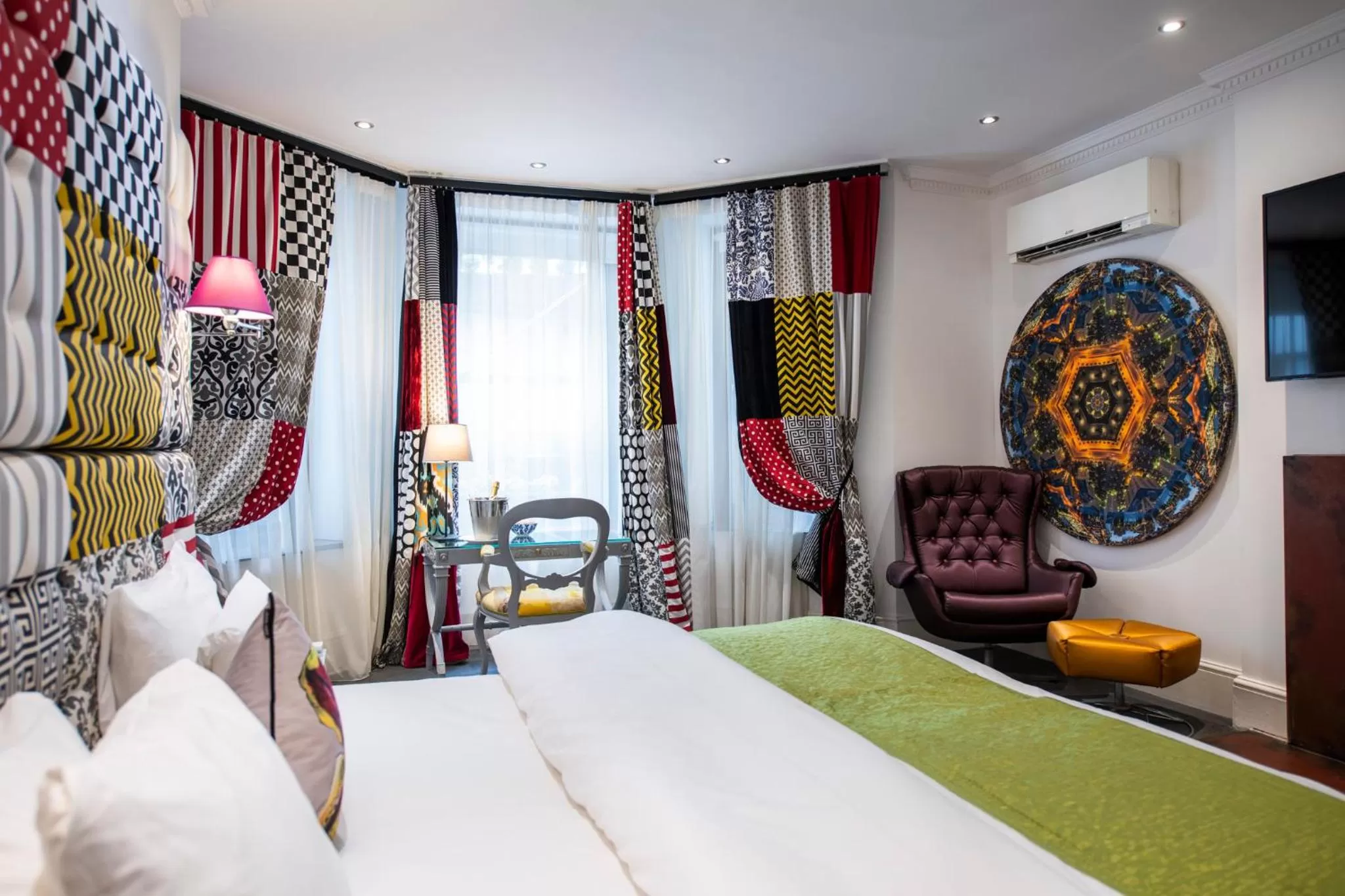 Bedroom, Bed in The Exhibitionist Hotel