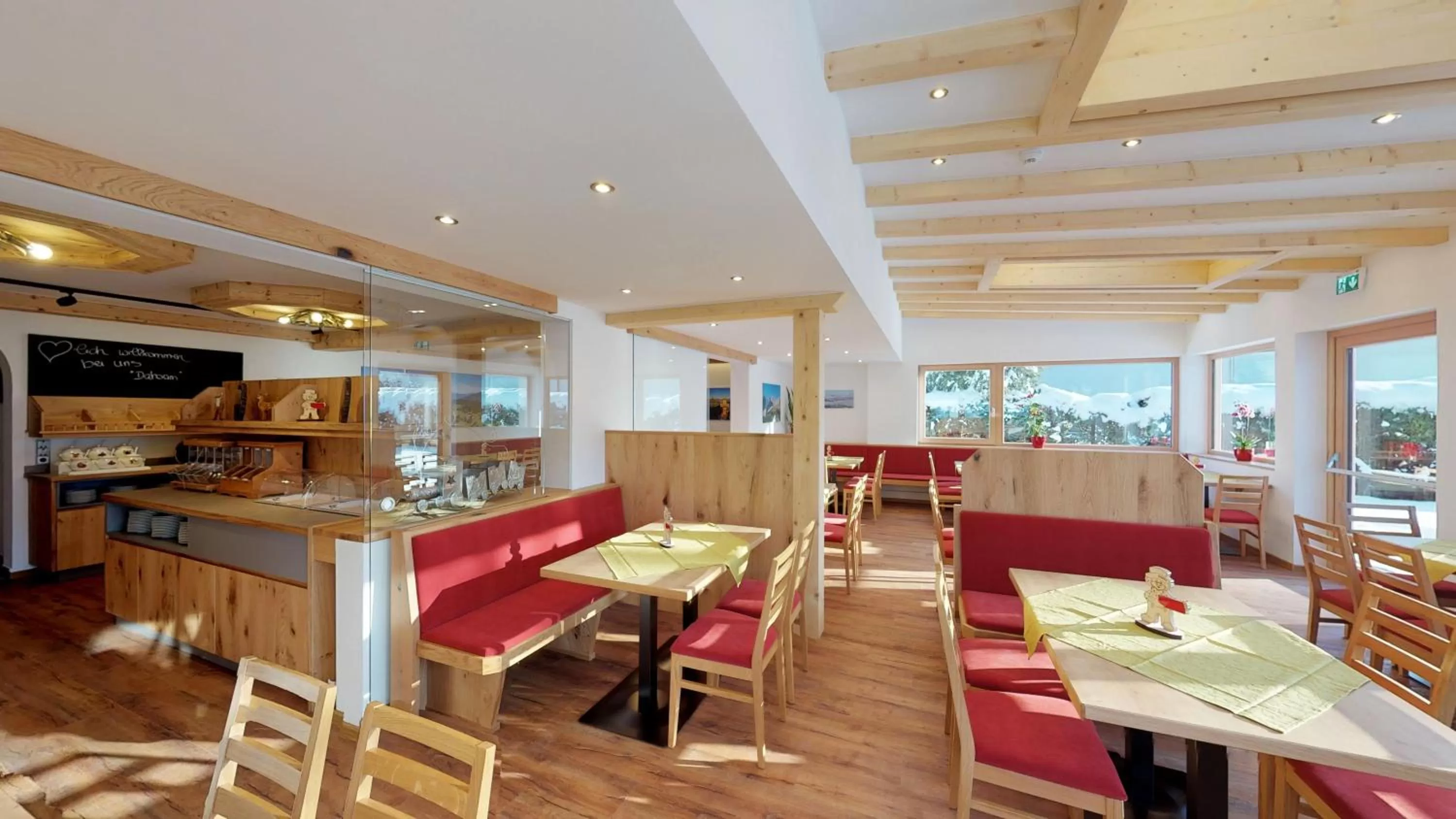 Restaurant/places to eat in Familienhotel Central