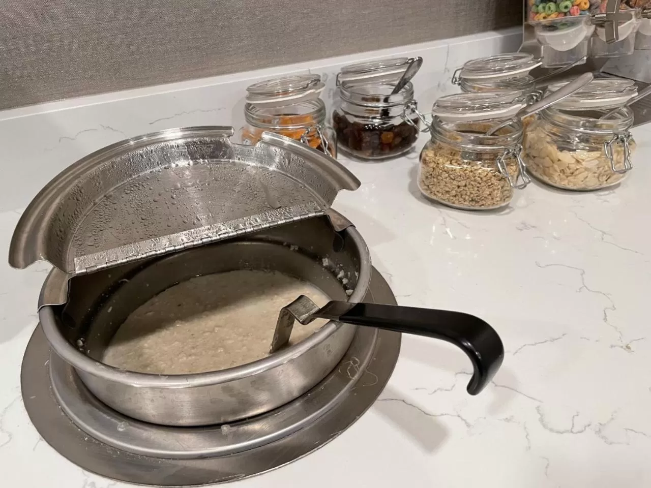 Breakfast in Hyatt Place Tulsa/Downtown