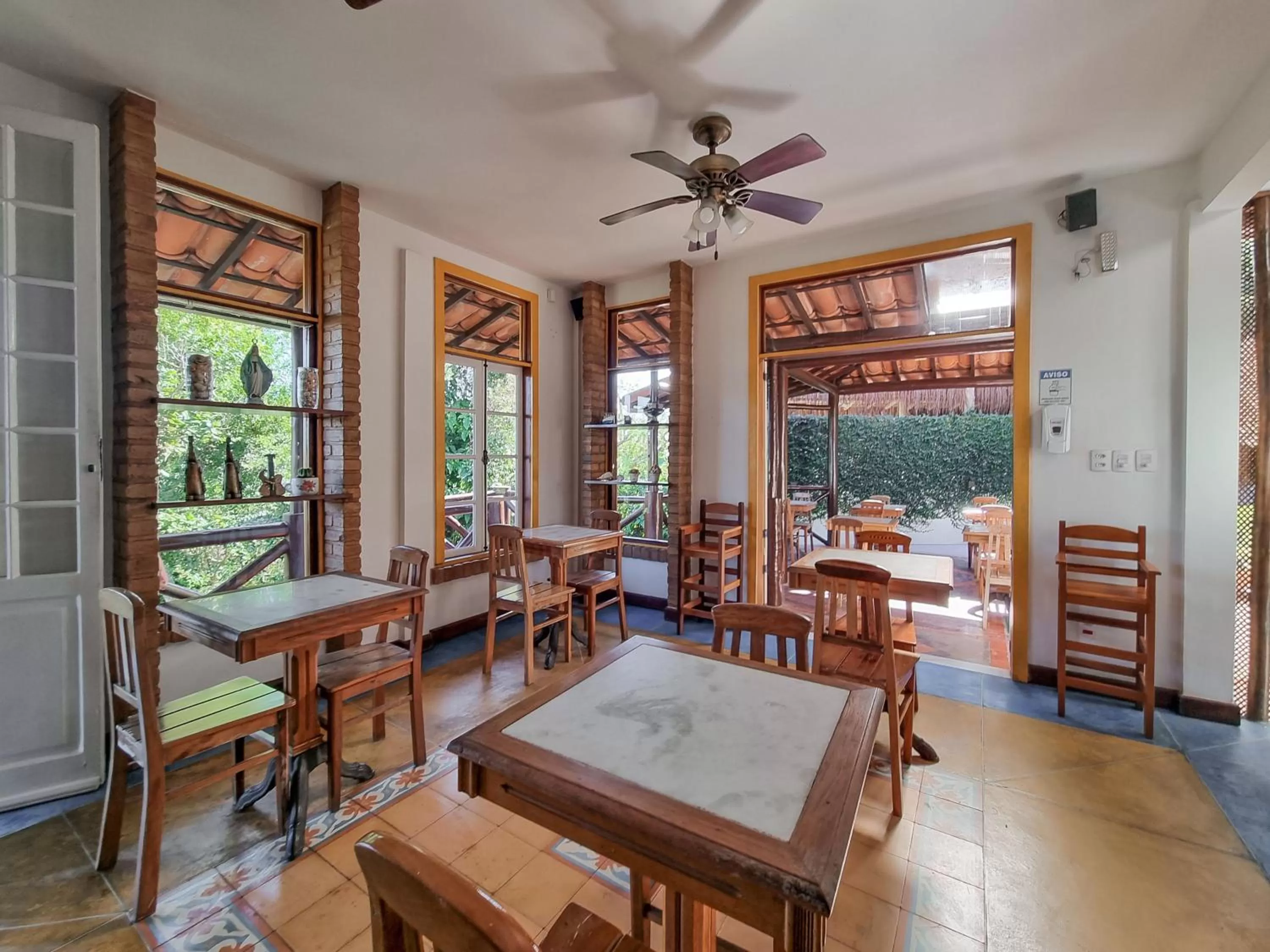 Restaurant/Places to Eat in Bliss Hotéis Concept