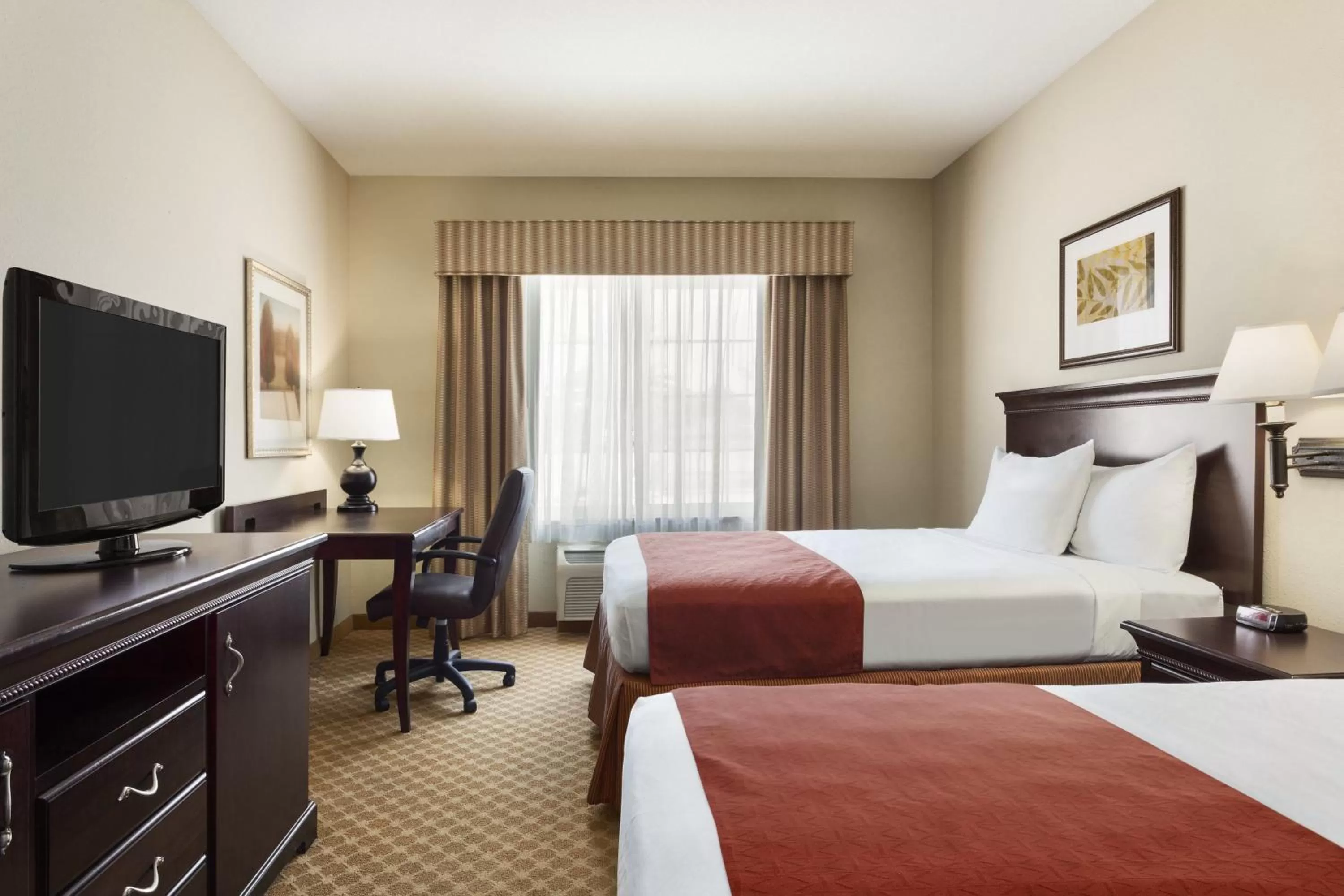 Photo of the whole room, Bed in Country Inn & Suites by Radisson, Rock Hill, SC