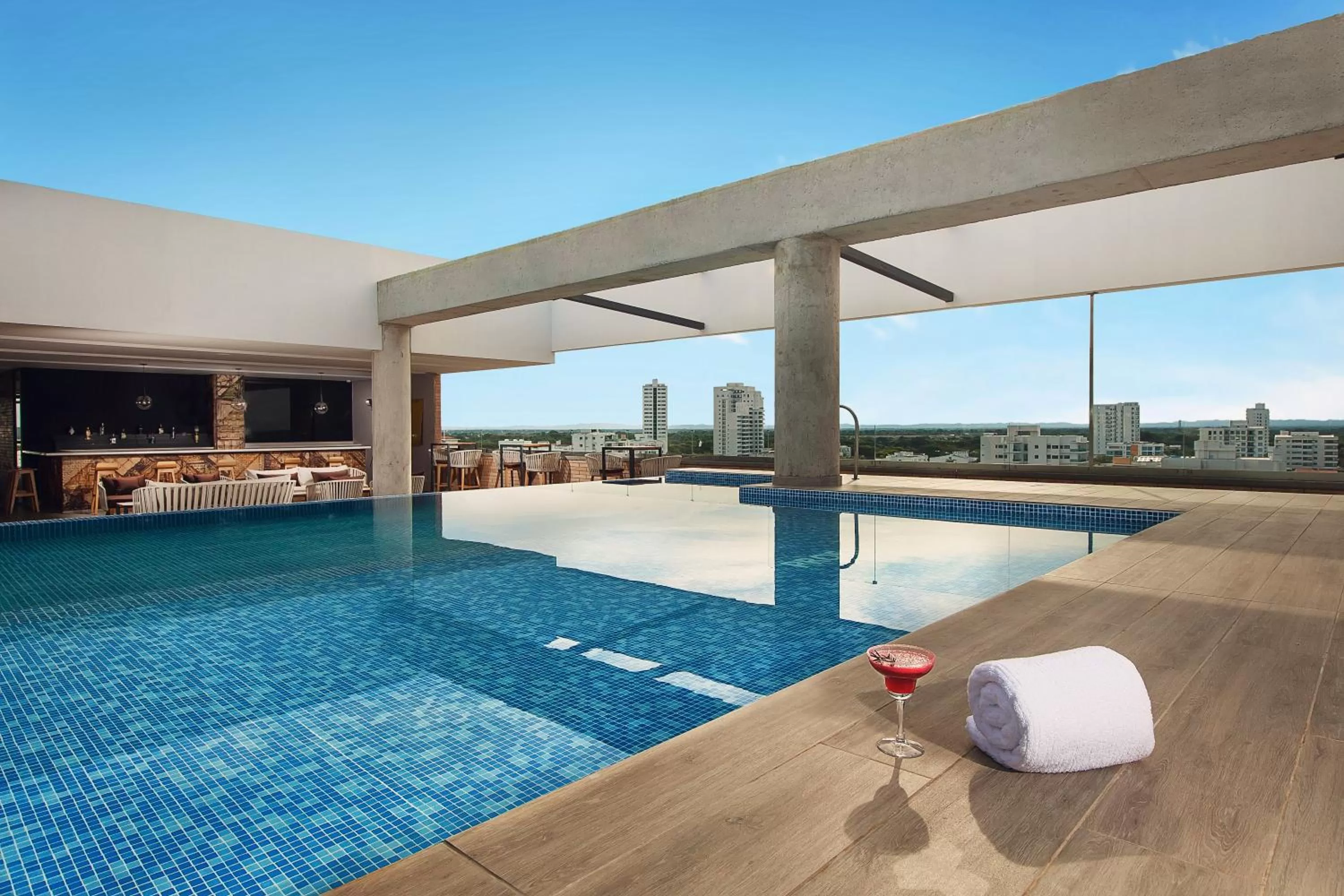 Swimming pool in Hotel Sites Montería