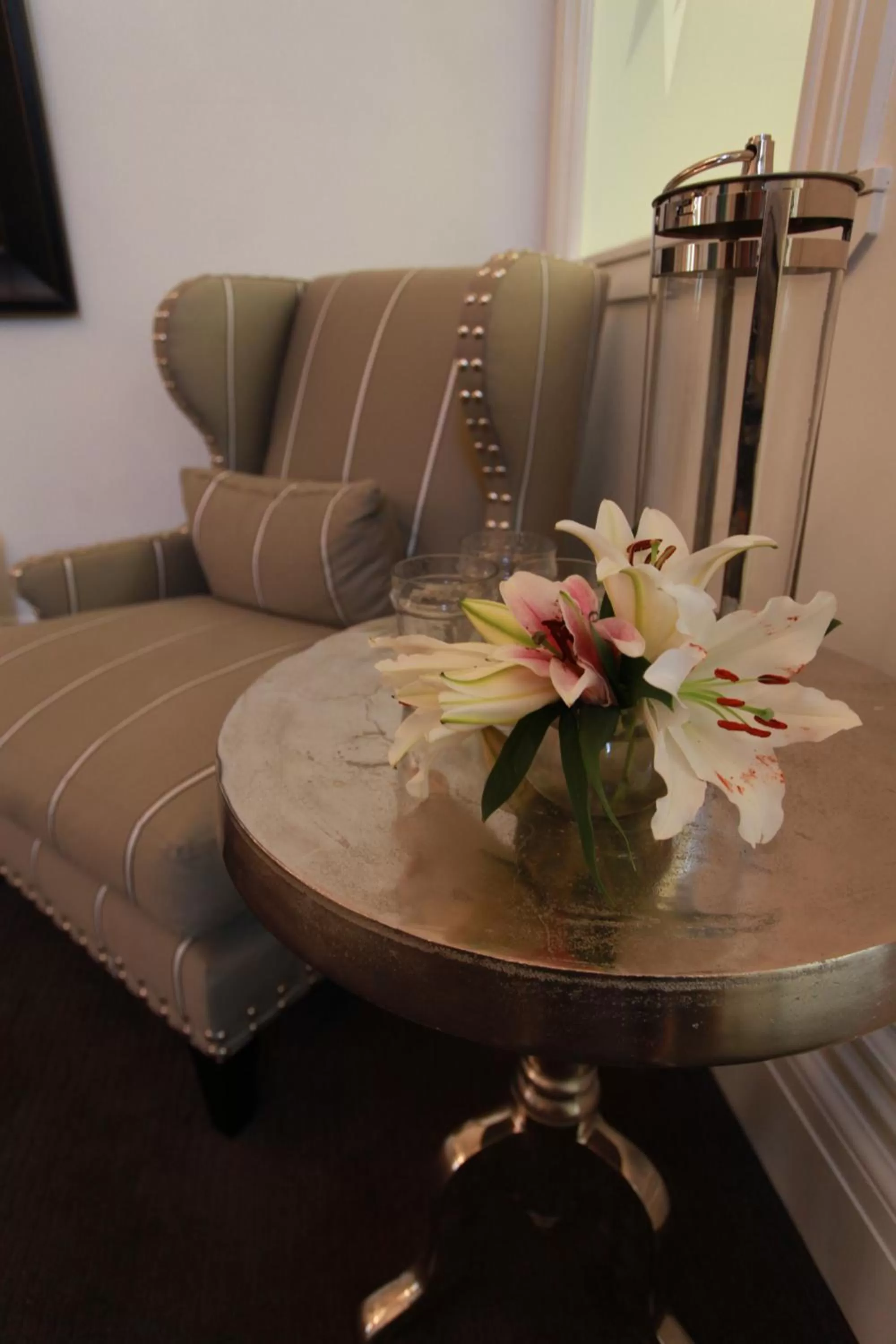 Seating area in Ballarat Premier Apartments