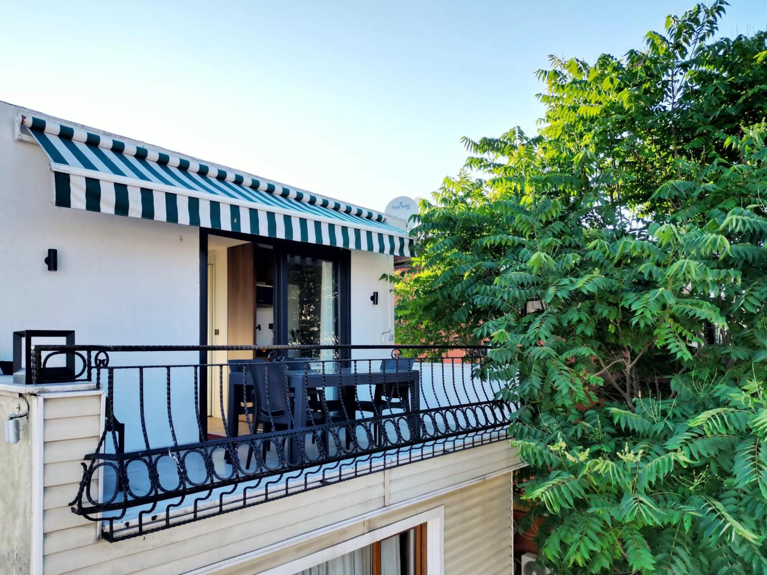 Property building in Sultan Pier Hotel