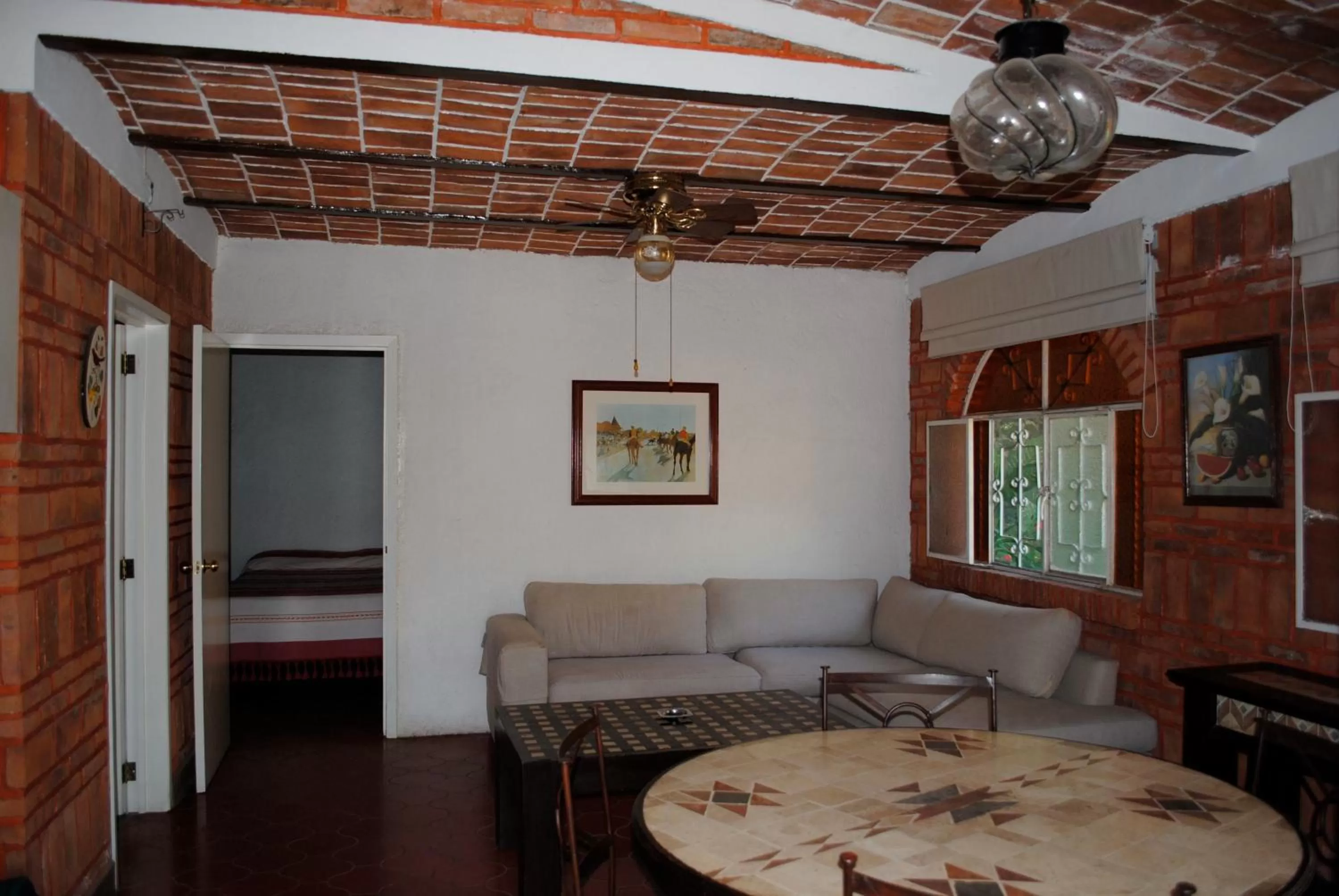 Photo of the whole room, Seating Area in Mama Chuy Hotel & Villas