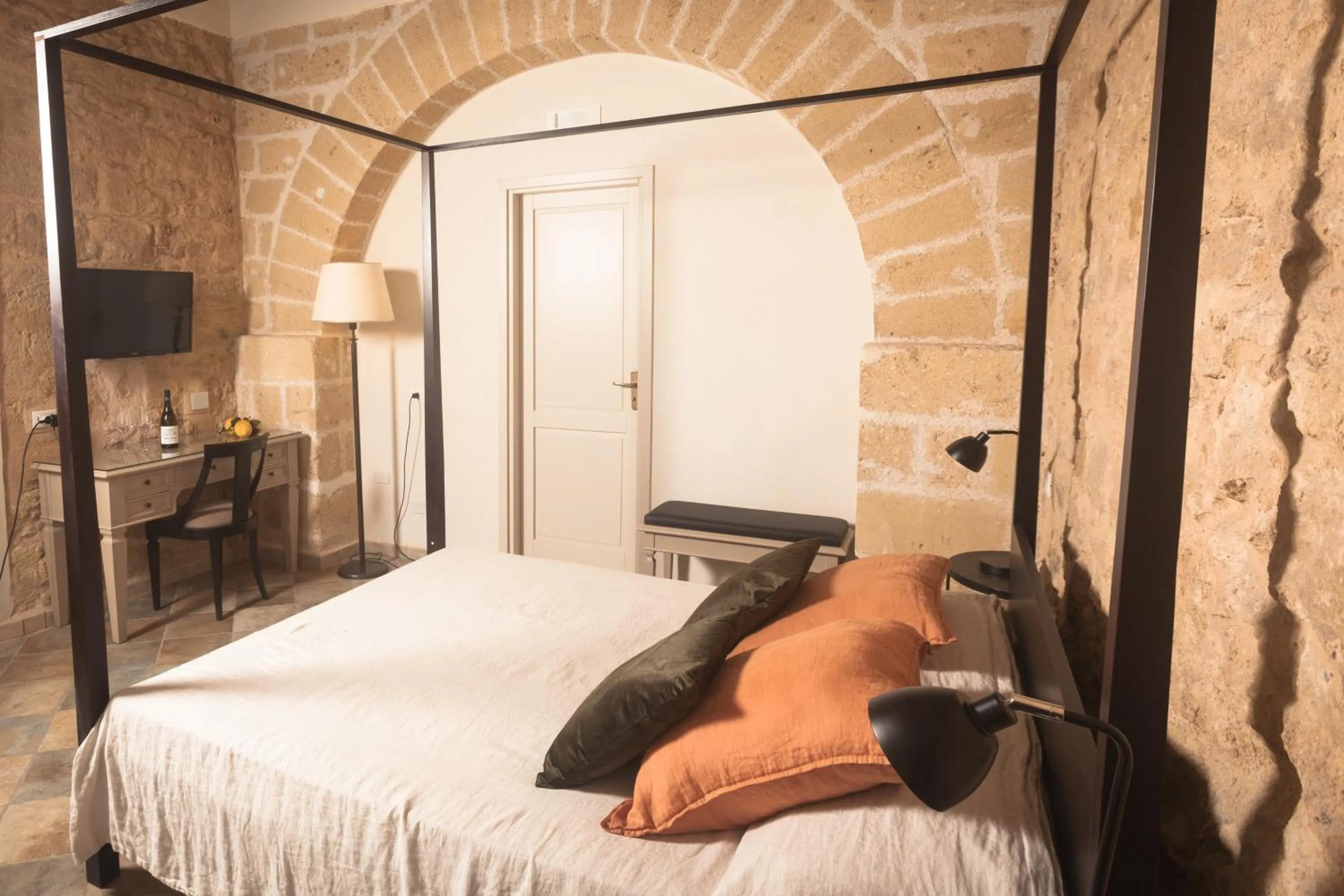 Bed in Agriturismo Baglio Donnafranca Wine Resort