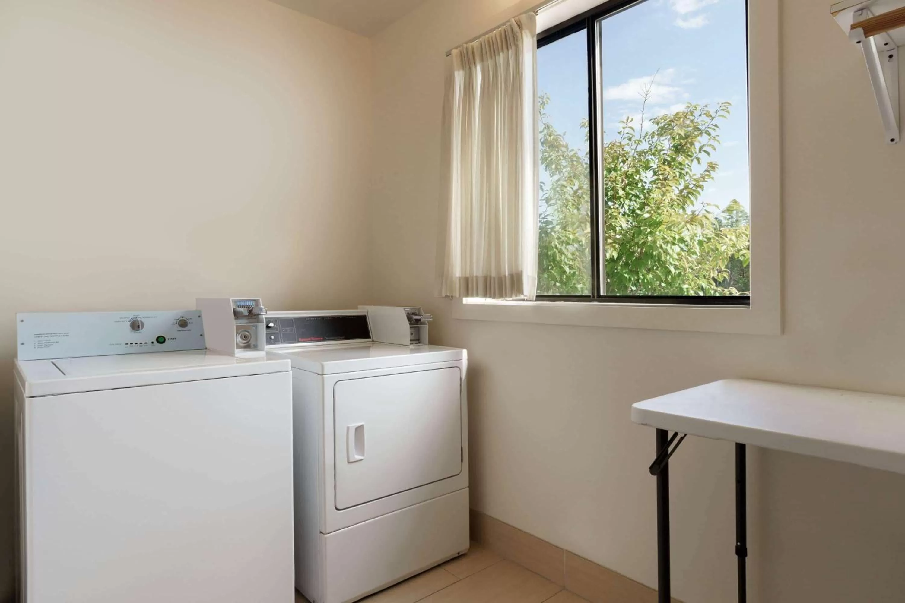 On site in Days Inn by Wyndham Tamworth