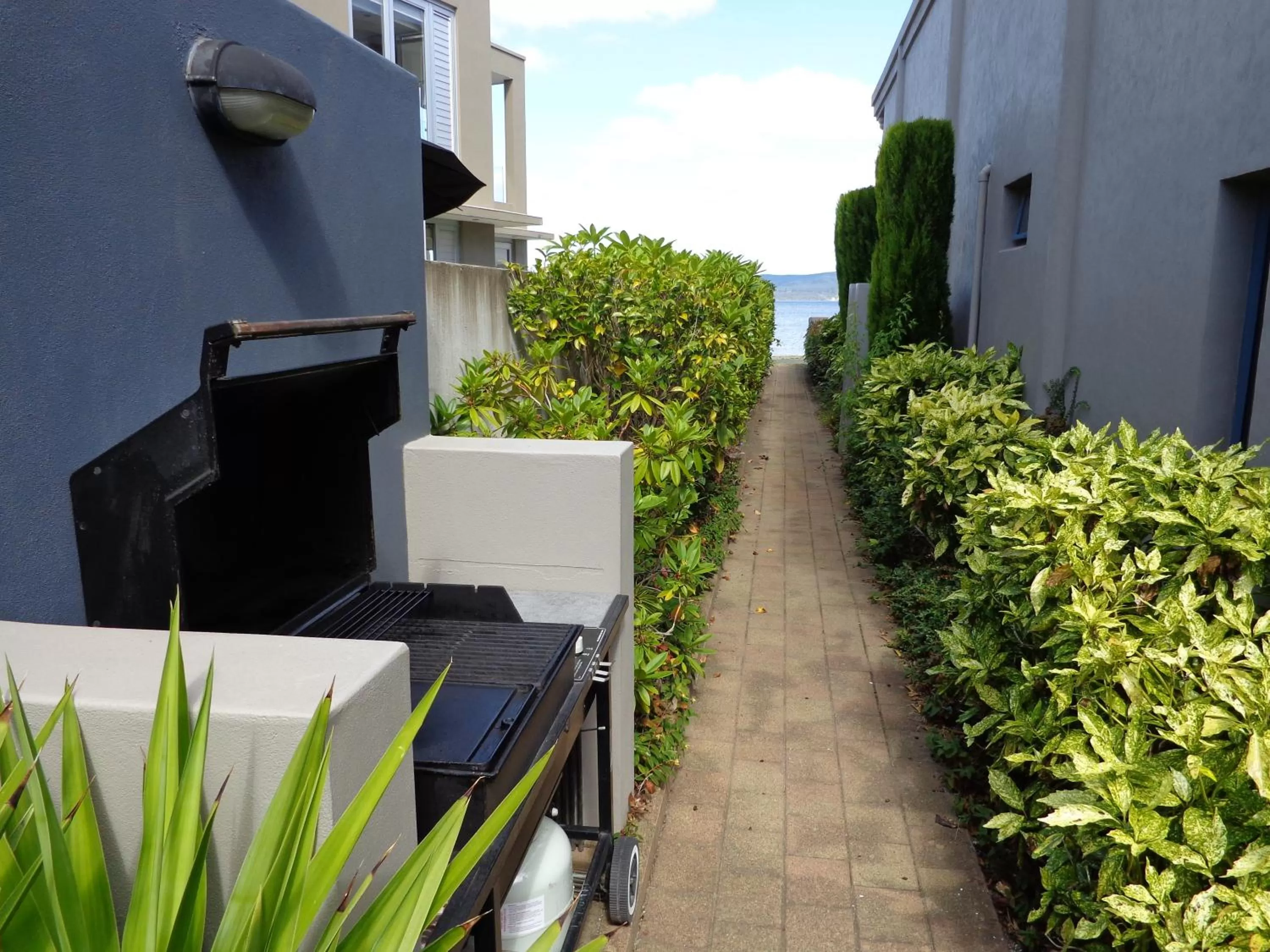 Day in Boulevard Waters