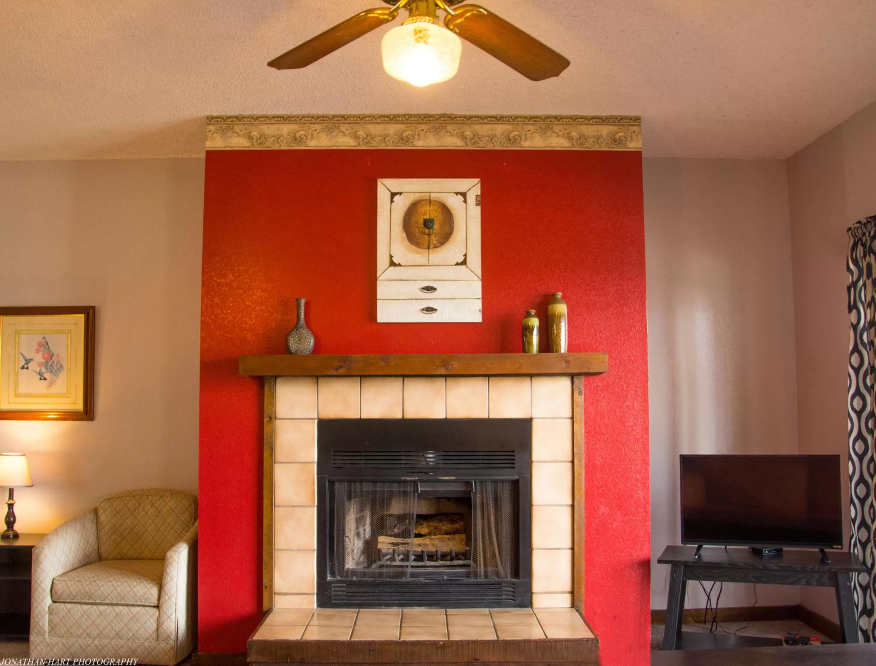 TV/Entertainment Center in Tiara Del Sol