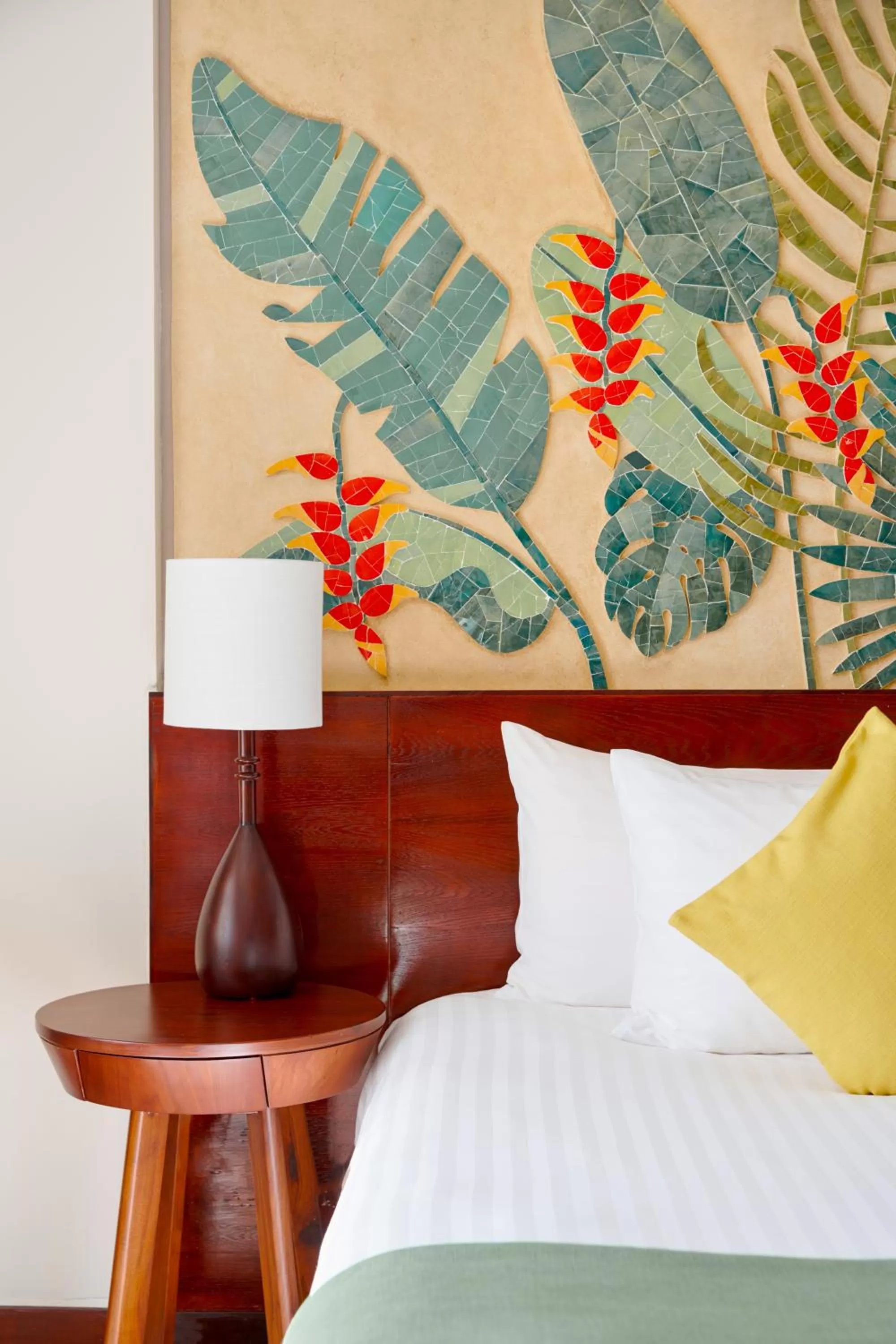 Bed in Salinda Resort Phu Quoc - Sparkling Wine Breakfast