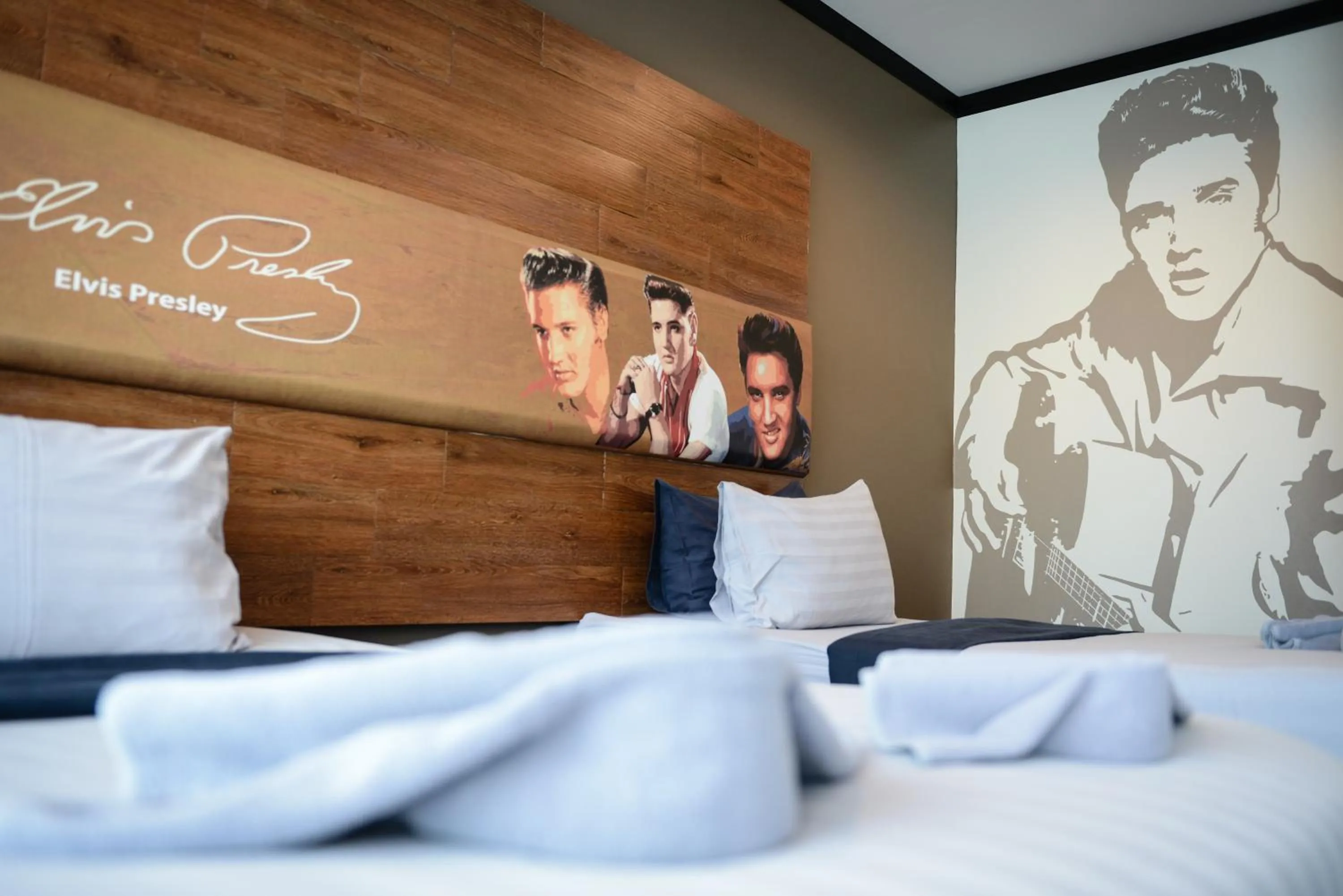 Bed in The River Scene