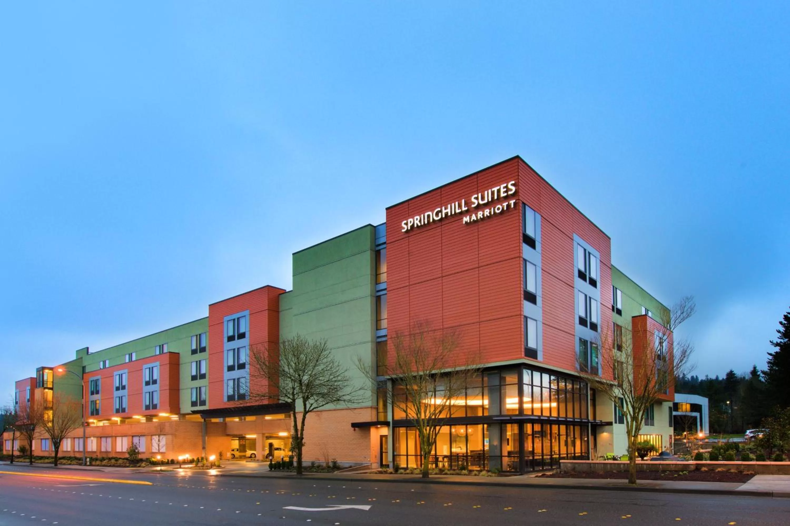 Property building in SpringHill Suites by Marriott Seattle Issaquah