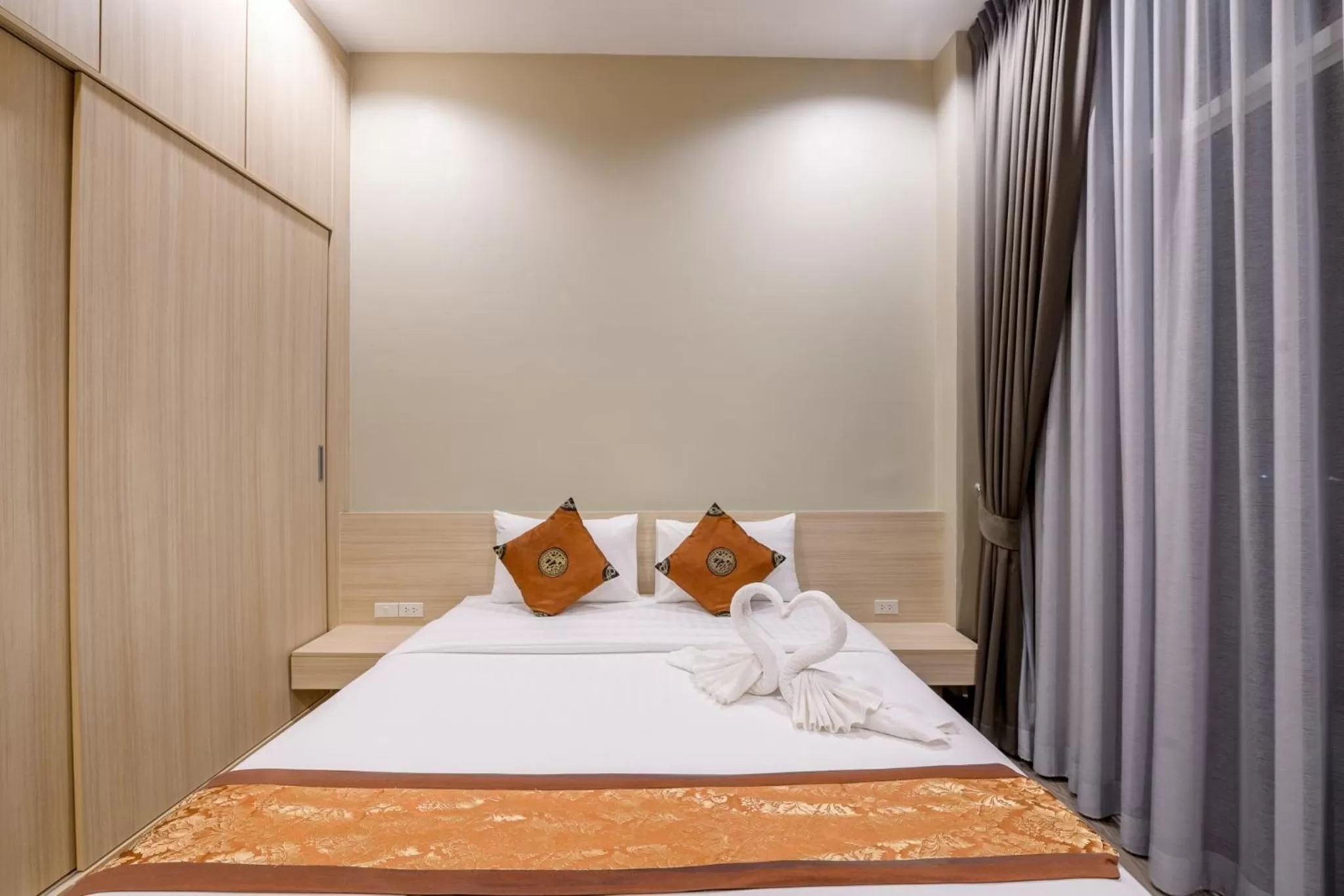 Bed in UR The Private Huahin