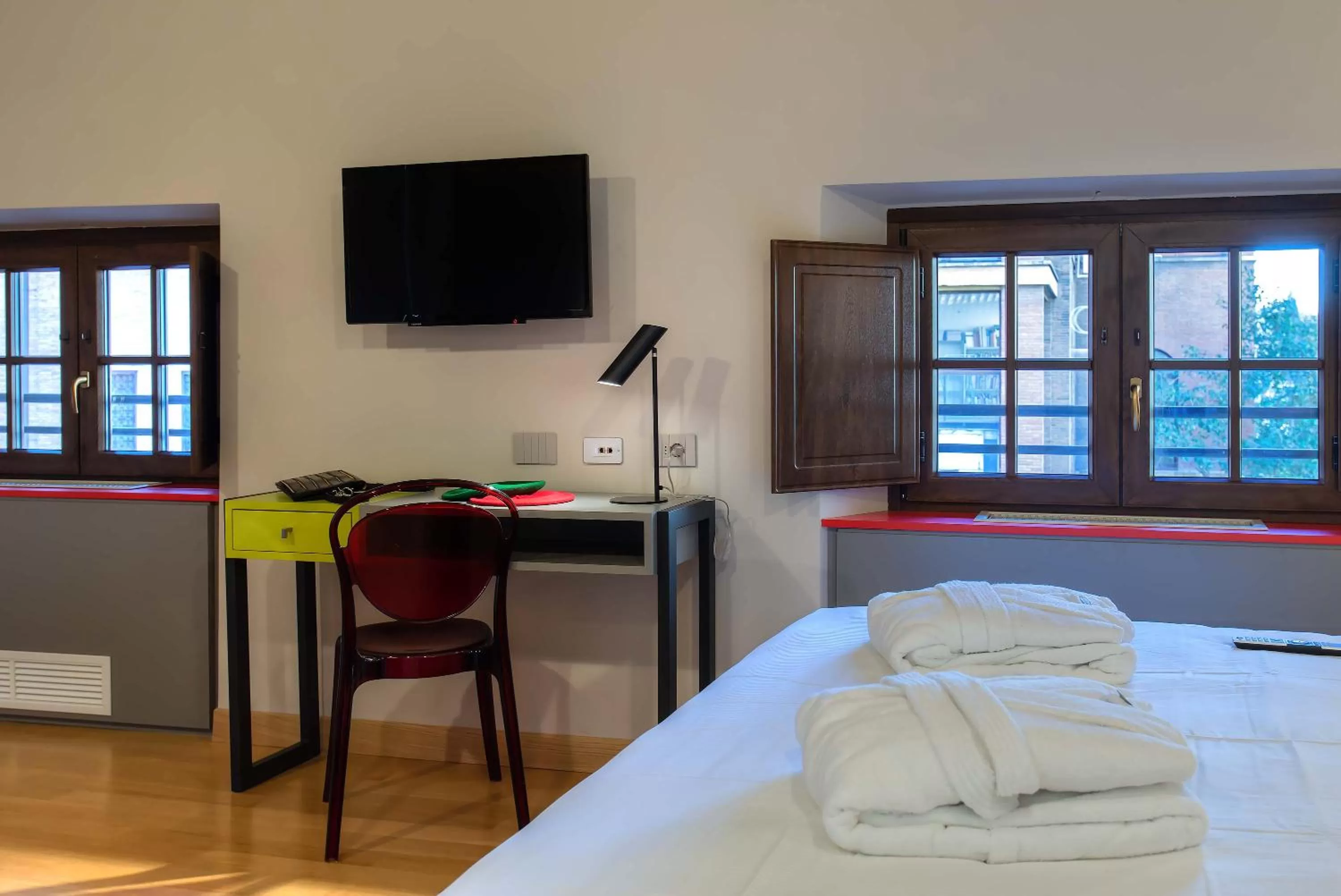 Bed in Albergo Etico Roma