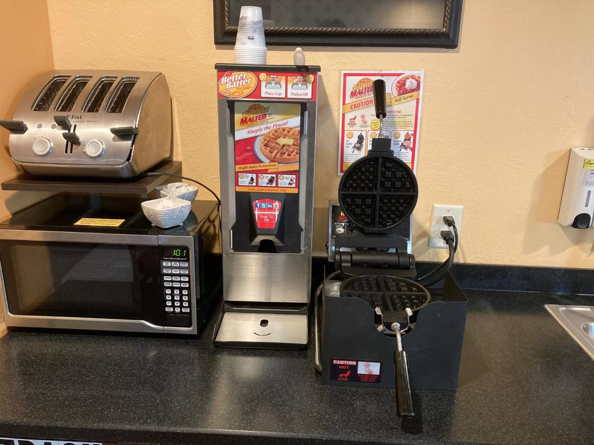 Breakfast in Super 8 by Wyndham Chisago City