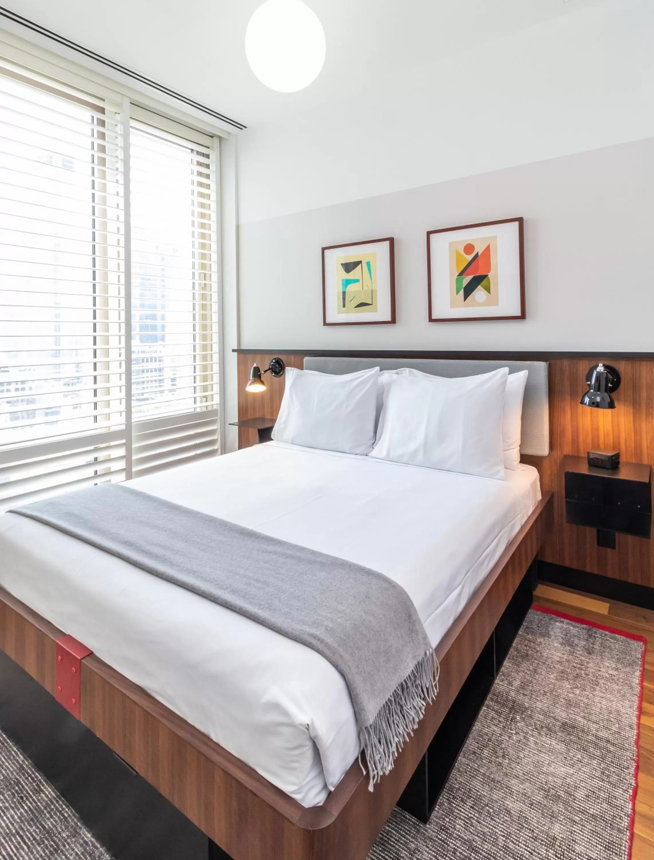 Bedroom, Bed in Pod Pads Times Square