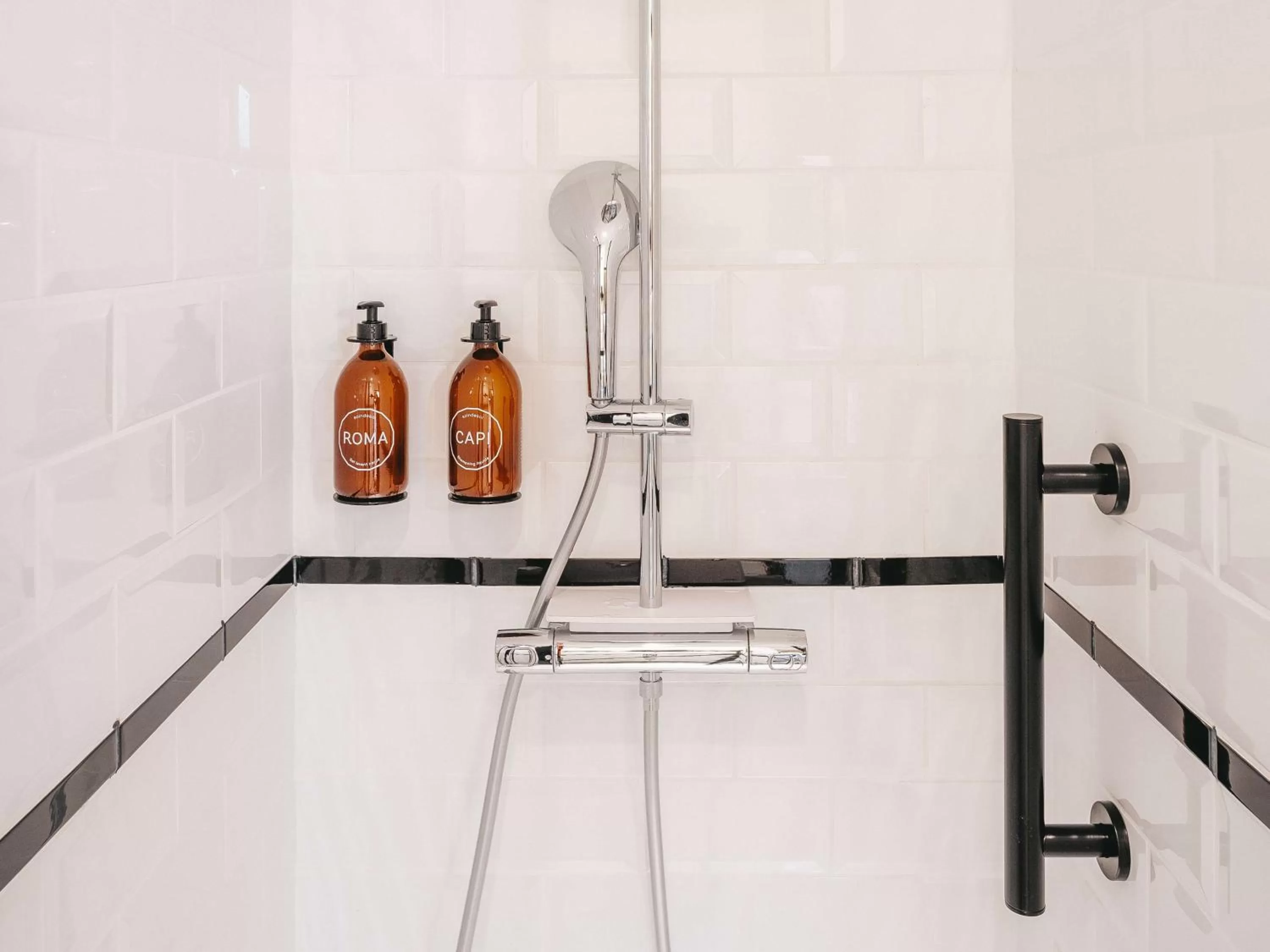 Bathroom in Marty Hotel Bordeaux - Tapestry Collection by Hilton