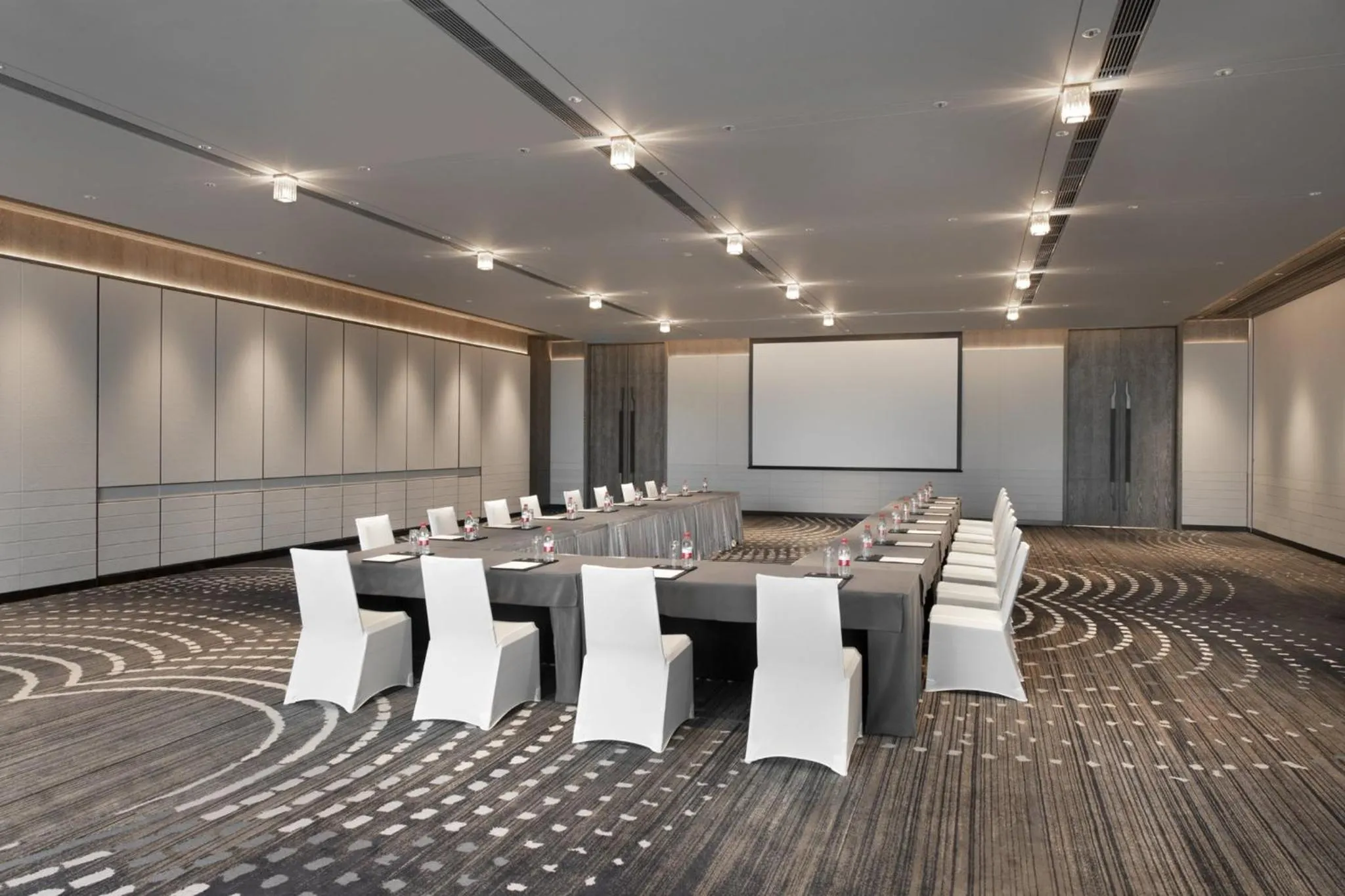 Banquet/Function facilities in Crowne Plaza Wuhan Optics Valley by IHG