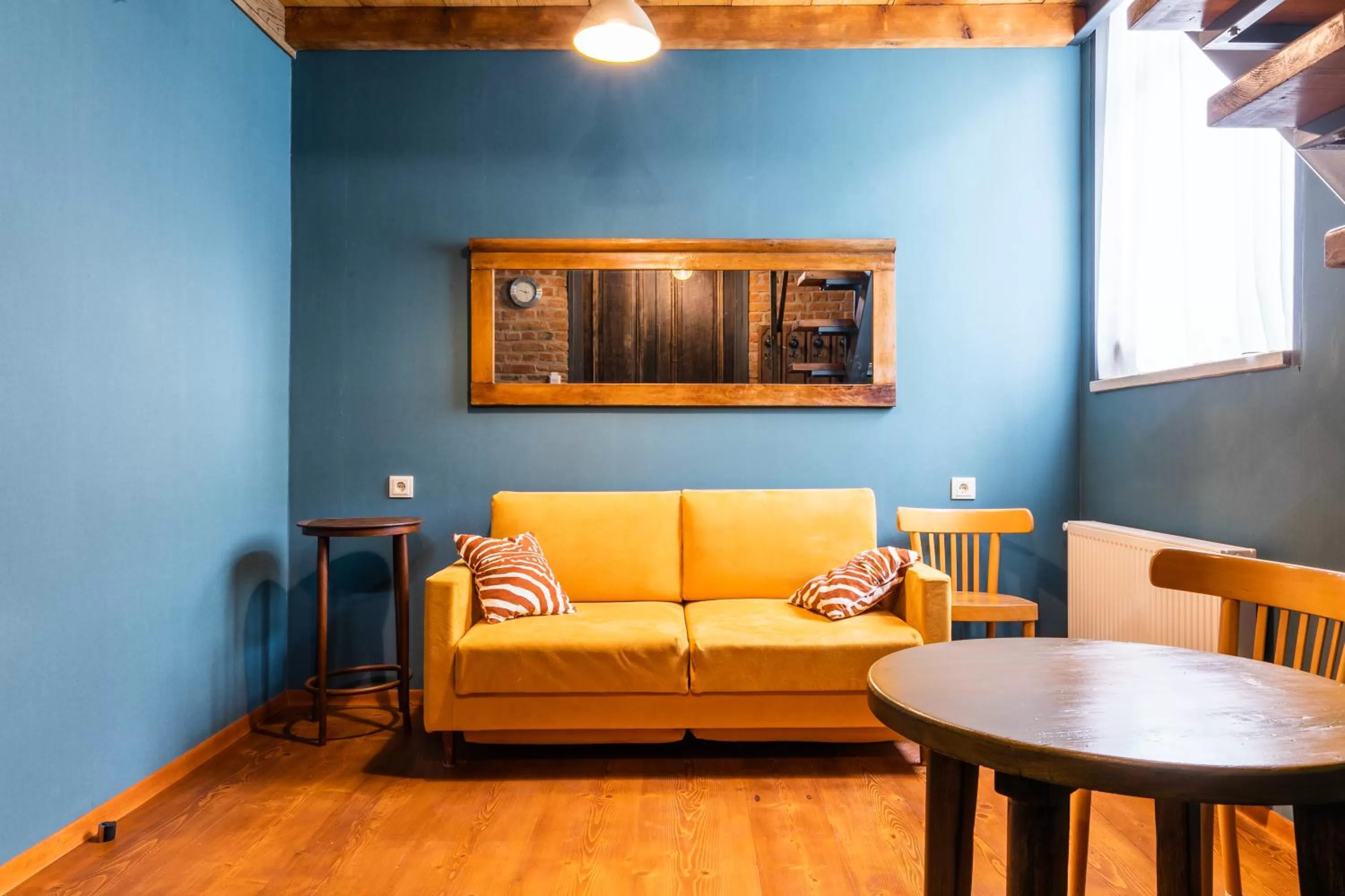 Photo of the whole room in 3 Heritage Rooms