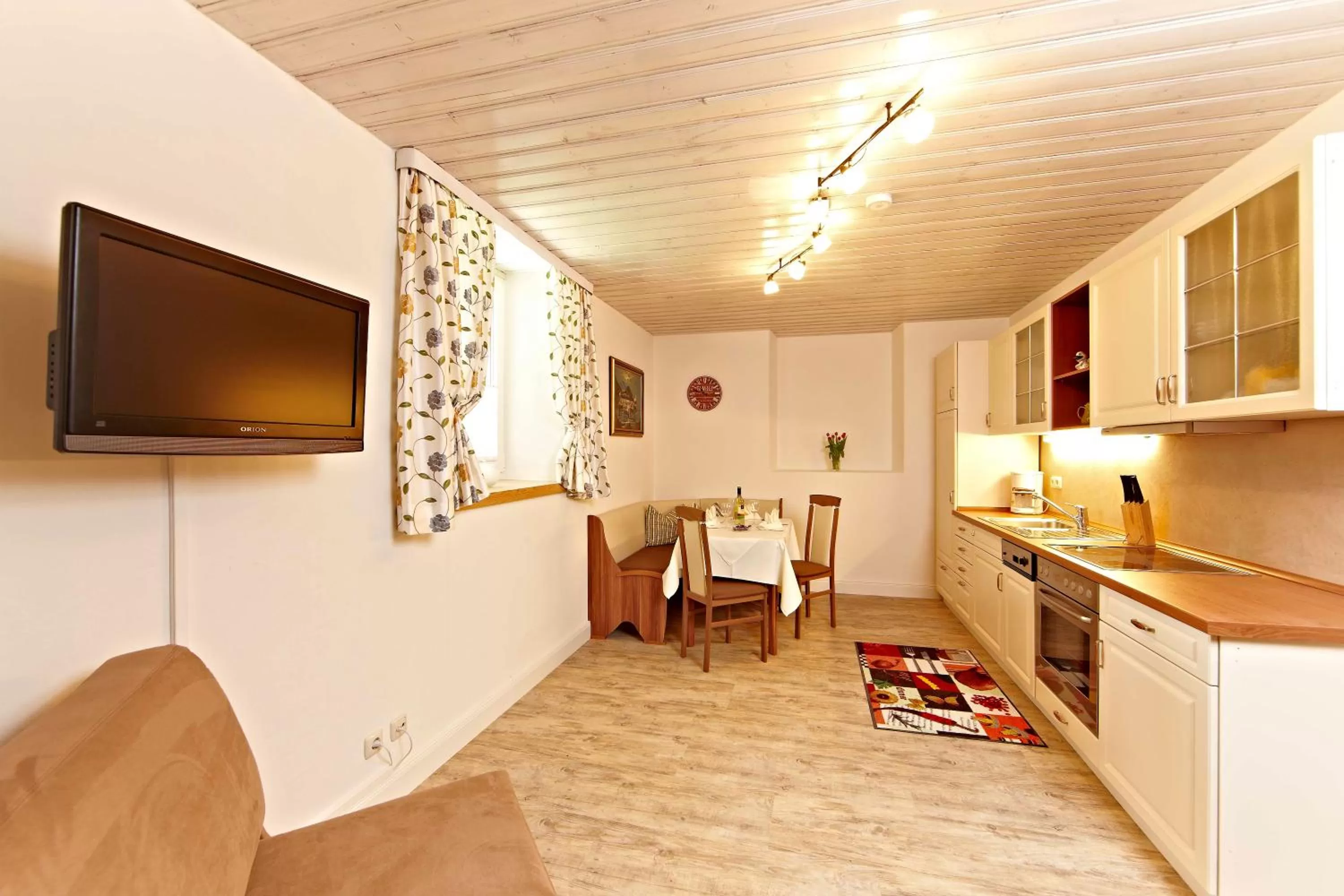 Kitchen or kitchenette, Kitchen/Kitchenette in Haus Schweigart