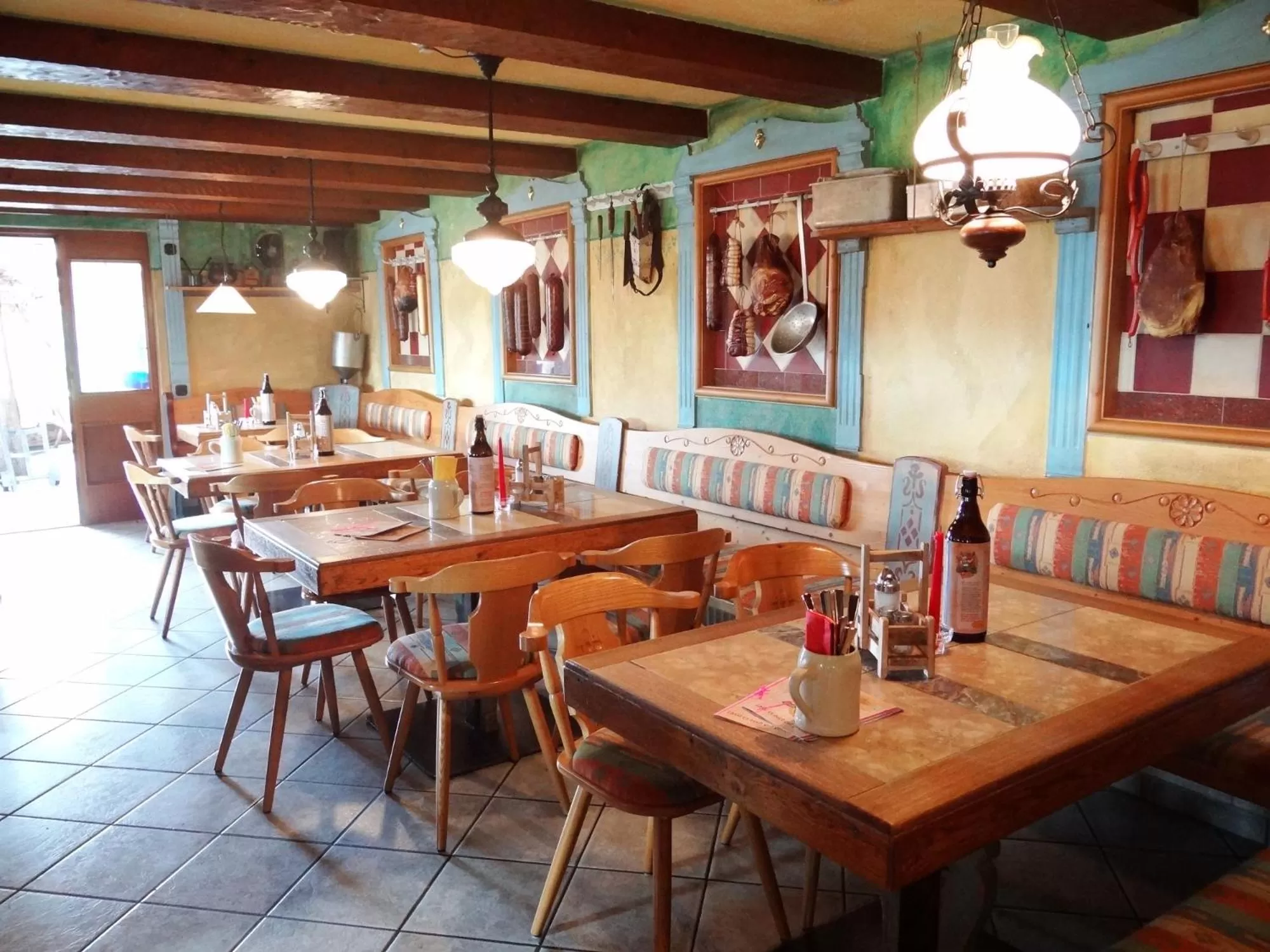 Restaurant/places to eat in Beim Haxenwirt