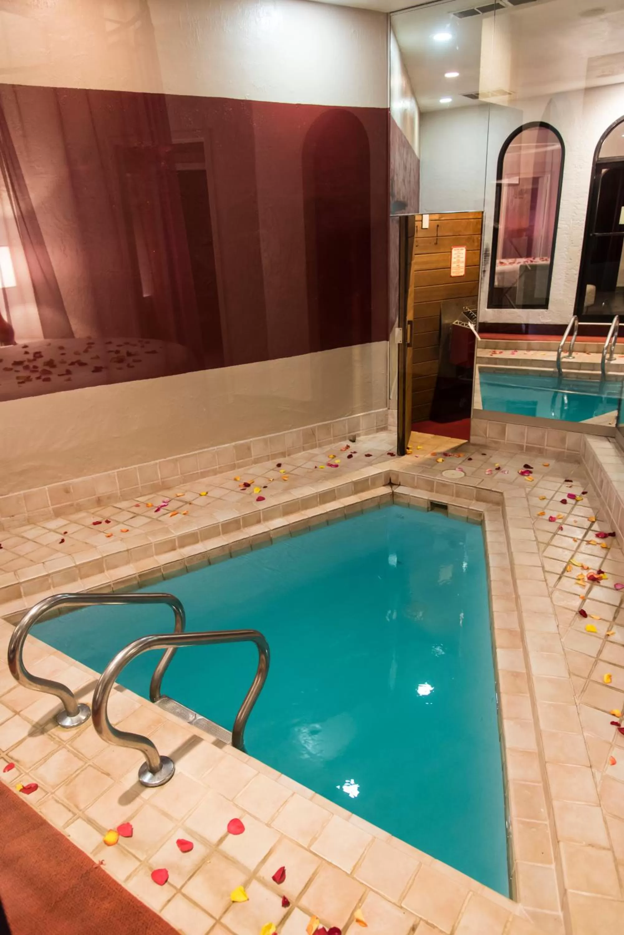 Swimming Pool in Pocono Palace Resort