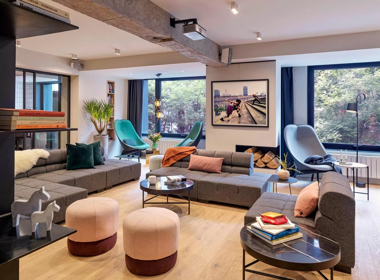 Communal lounge/ TV room in Stey Beijing Wangfujing Hotel