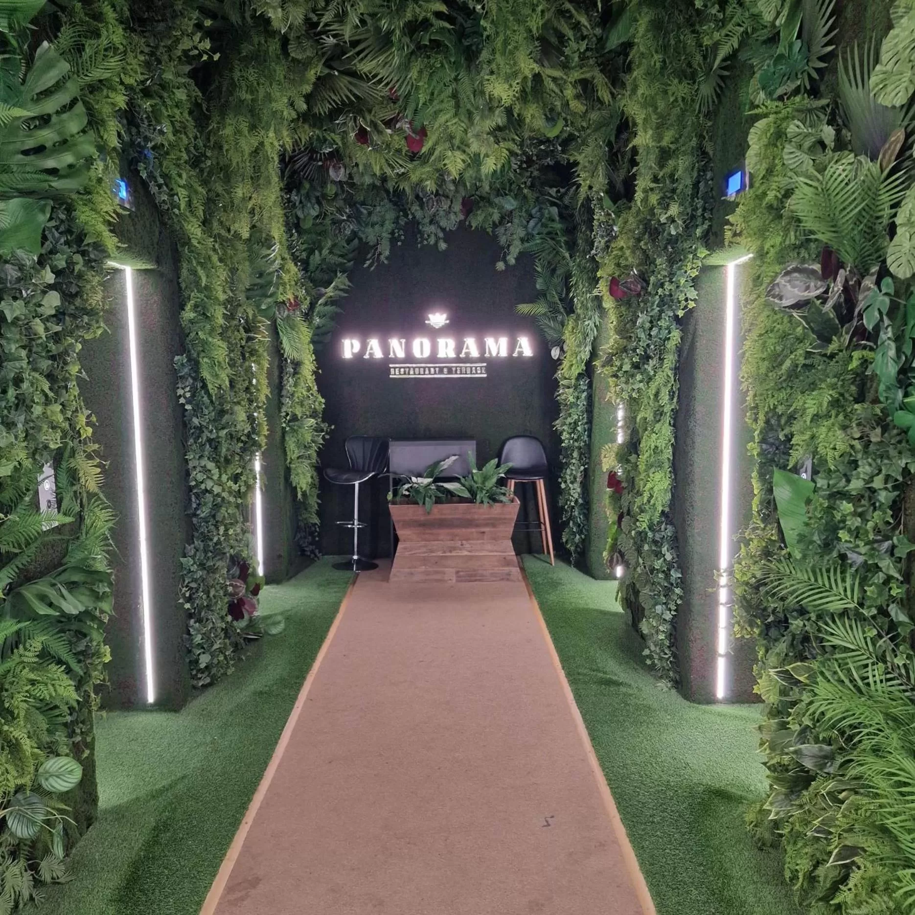 Restaurant/places to eat in Aparthotel Holiday Lux Batumi